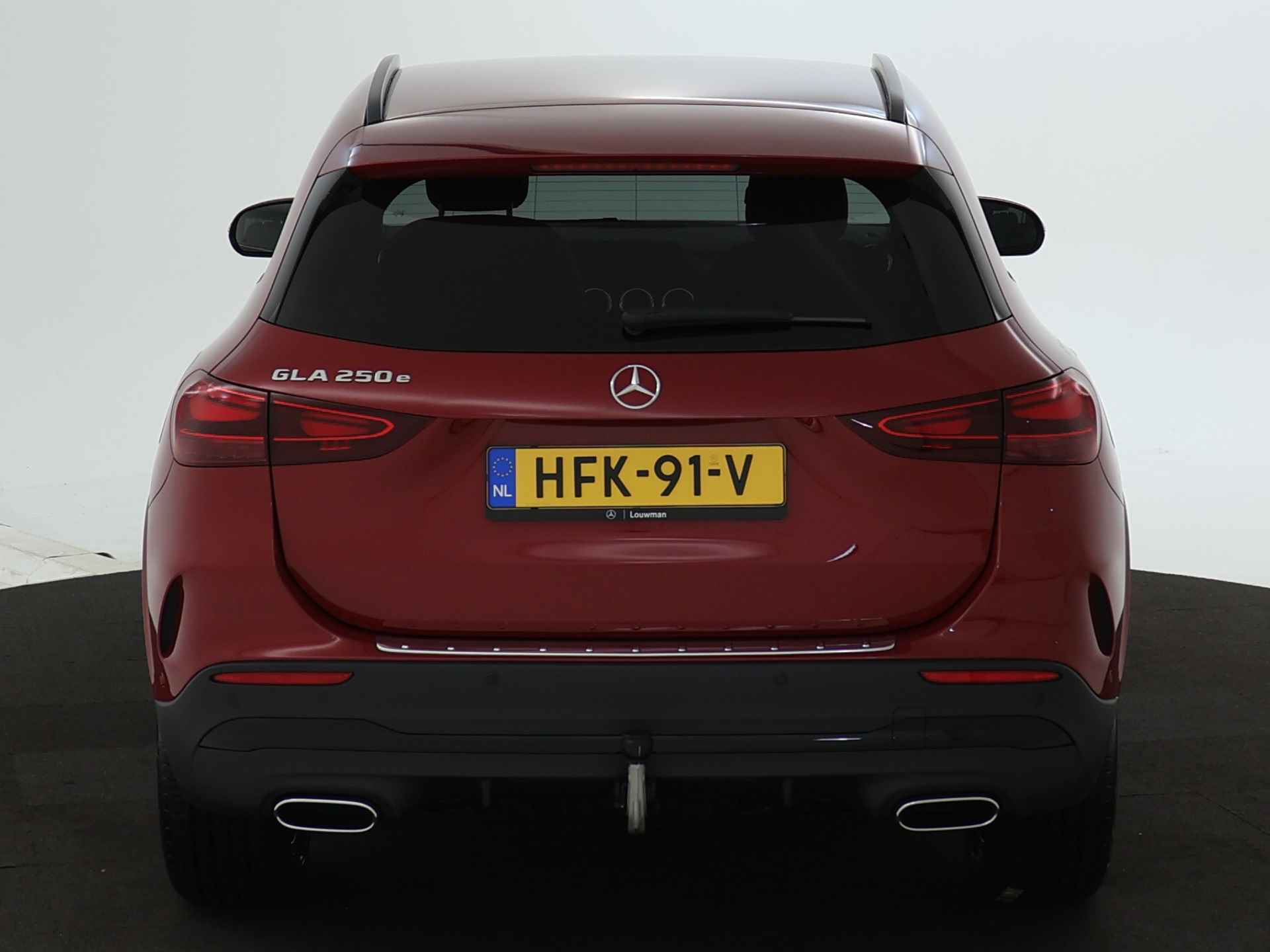 Mercedes-Benz GLA 250 e AMG Nightpakket | Trekhaak | Distronic | 360 gr Camera | Dode Hoek Ass | Keyless Go | Sfeerverlichting | Inclusief 24 maanden MB Certified garantie voor Europa. - 28/50