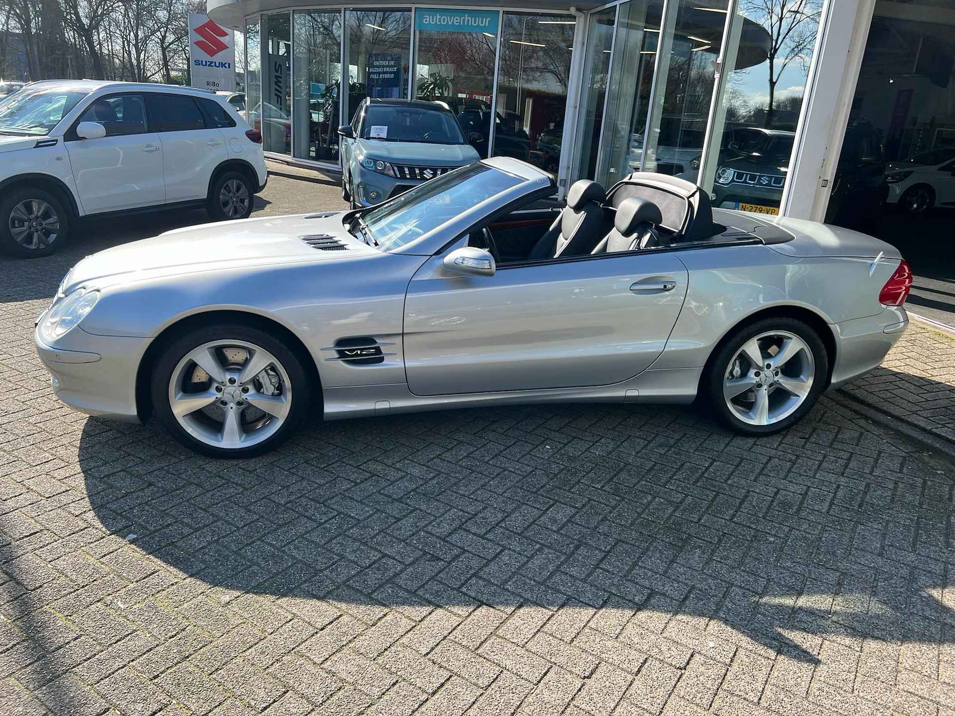 MERCEDES SL-Klasse 5.5 SL600 ROADSTER AUT - 17/56