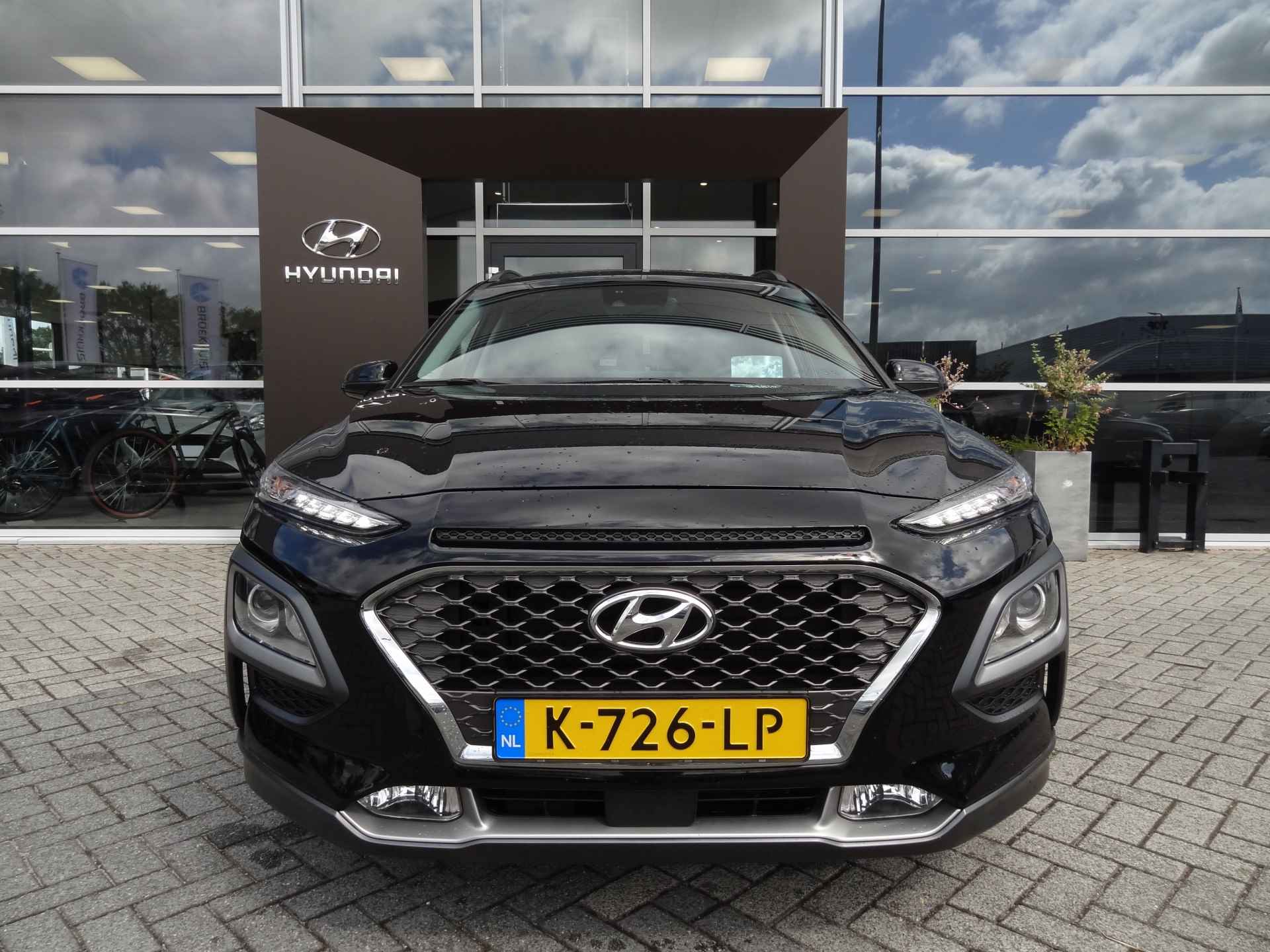 Hyundai KONA 1.6 GDI HEV Fashion Sky | Navi | Camera | Clima | Panoramisch schuif/kantel dak | Keyless enrty/start | - 4/30