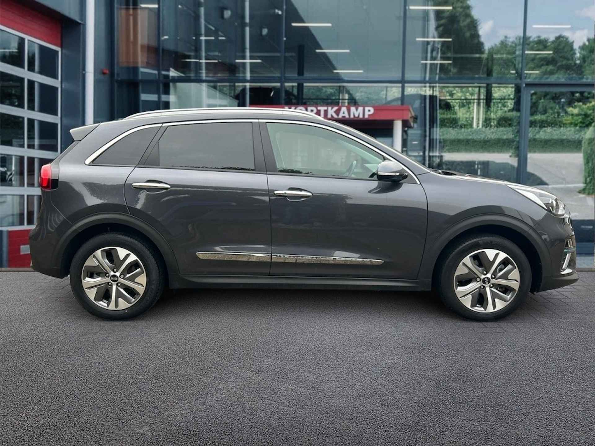 KIA E-niro DYNAMIC LINE 64KWH CAMERA/NAVI/ACC/BLUETOOTH - 4/26