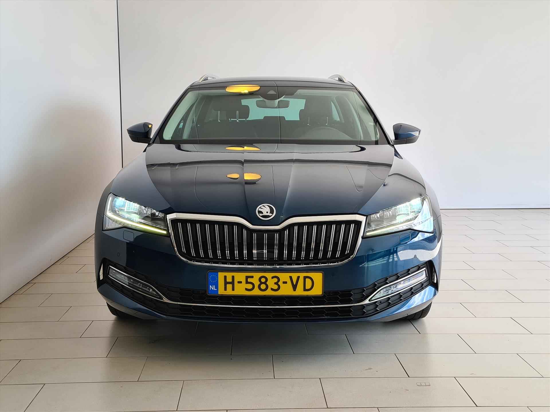 SKODA Superb Combi 1.5 TSI Greentech 150pk DSG-7 Business Edition AUTOMAAT NAVI LMV CAMERA WINTERPACK - 12/33