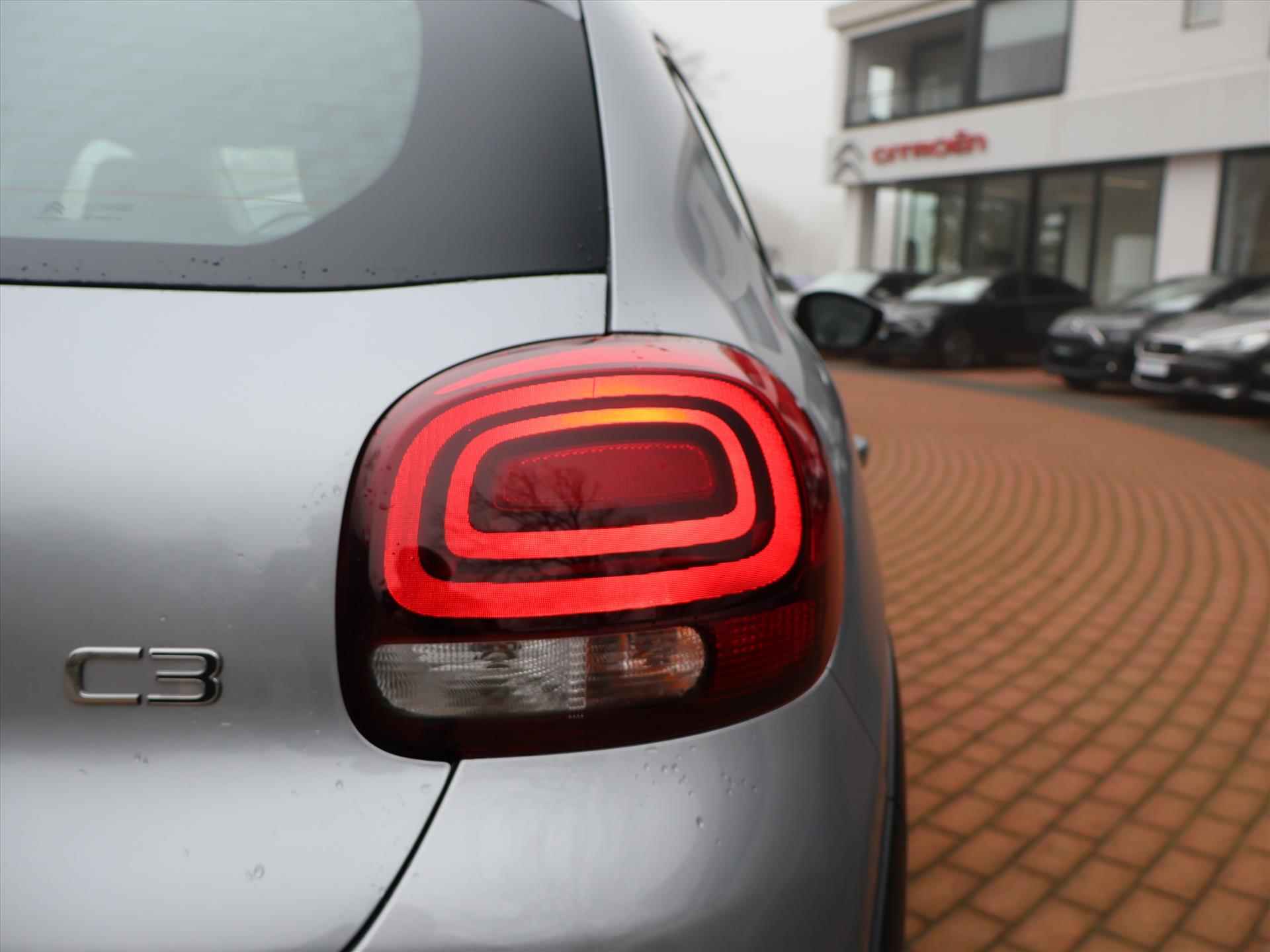 CITROEN C3 PureTech 83PK S&S Plus, Rijklaarprijs | Navigatie | Stoelverwarming | DAB+ Tuner | Parkeersensoren - 9/62