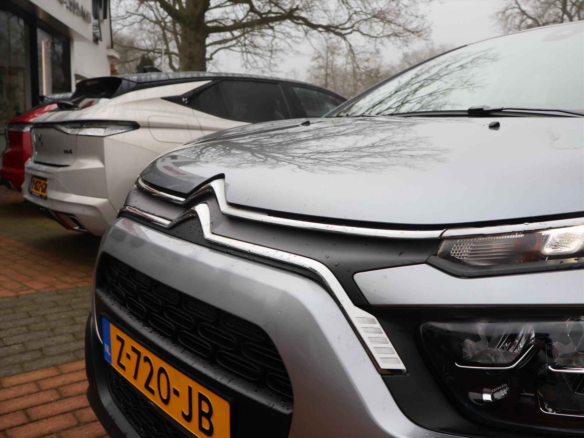 CITROEN C3 PureTech 83PK S&S Plus, Rijklaarprijs | Navigatie | Stoelverwarming | DAB+ Tuner | Parkeersensoren - 41/62