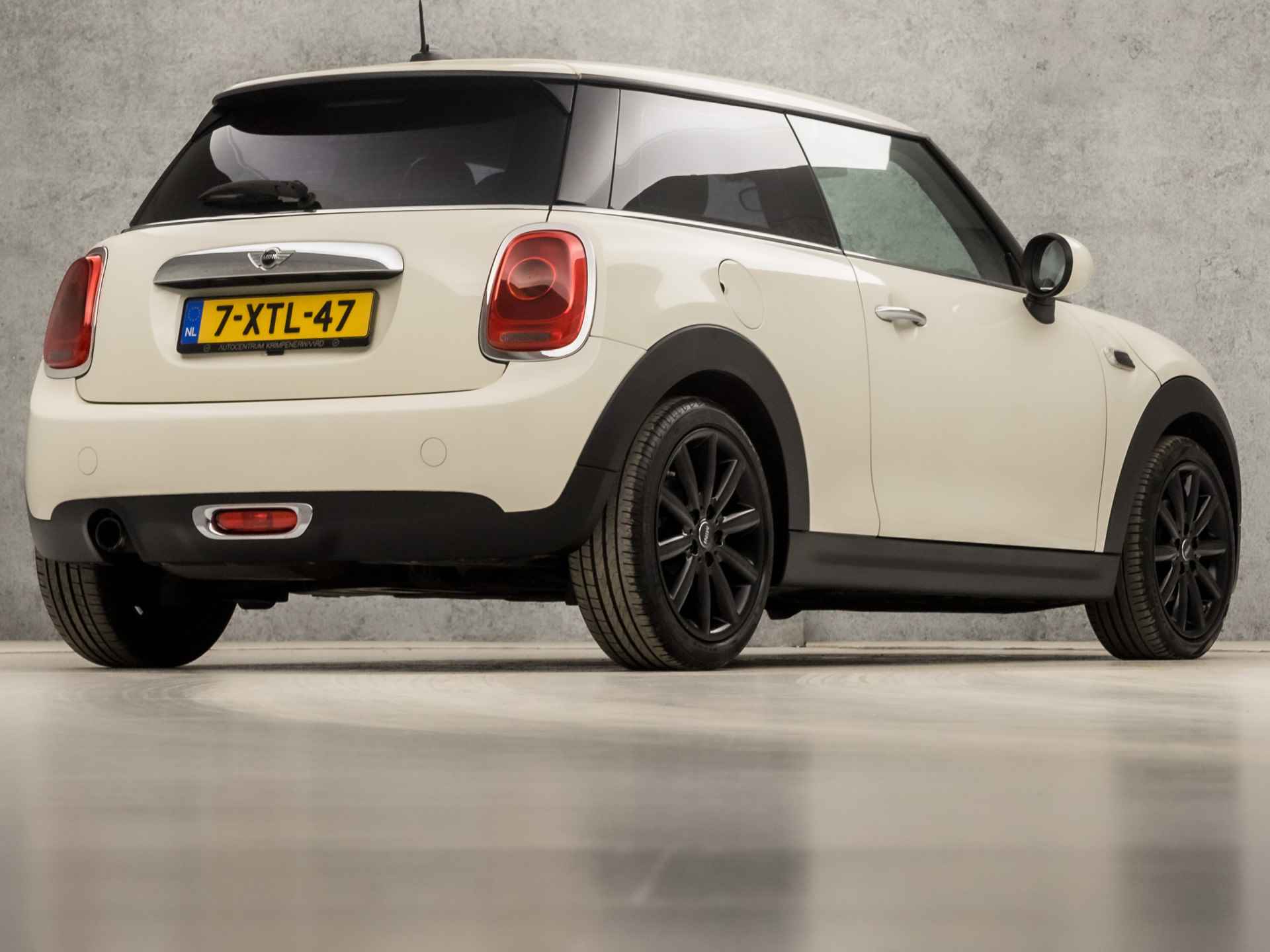 MINI Mini 1.2 Cooper (NAVIGATIE, NAP, KEYLESS START, BLUETOOTH, CRUISE, CLIMATE, ELEK PAKKET, ARMSTEUN, SPORTSTOELEN, LM VELGEN, NIEUWE APK, NIEUWSTAAT) - 5/34