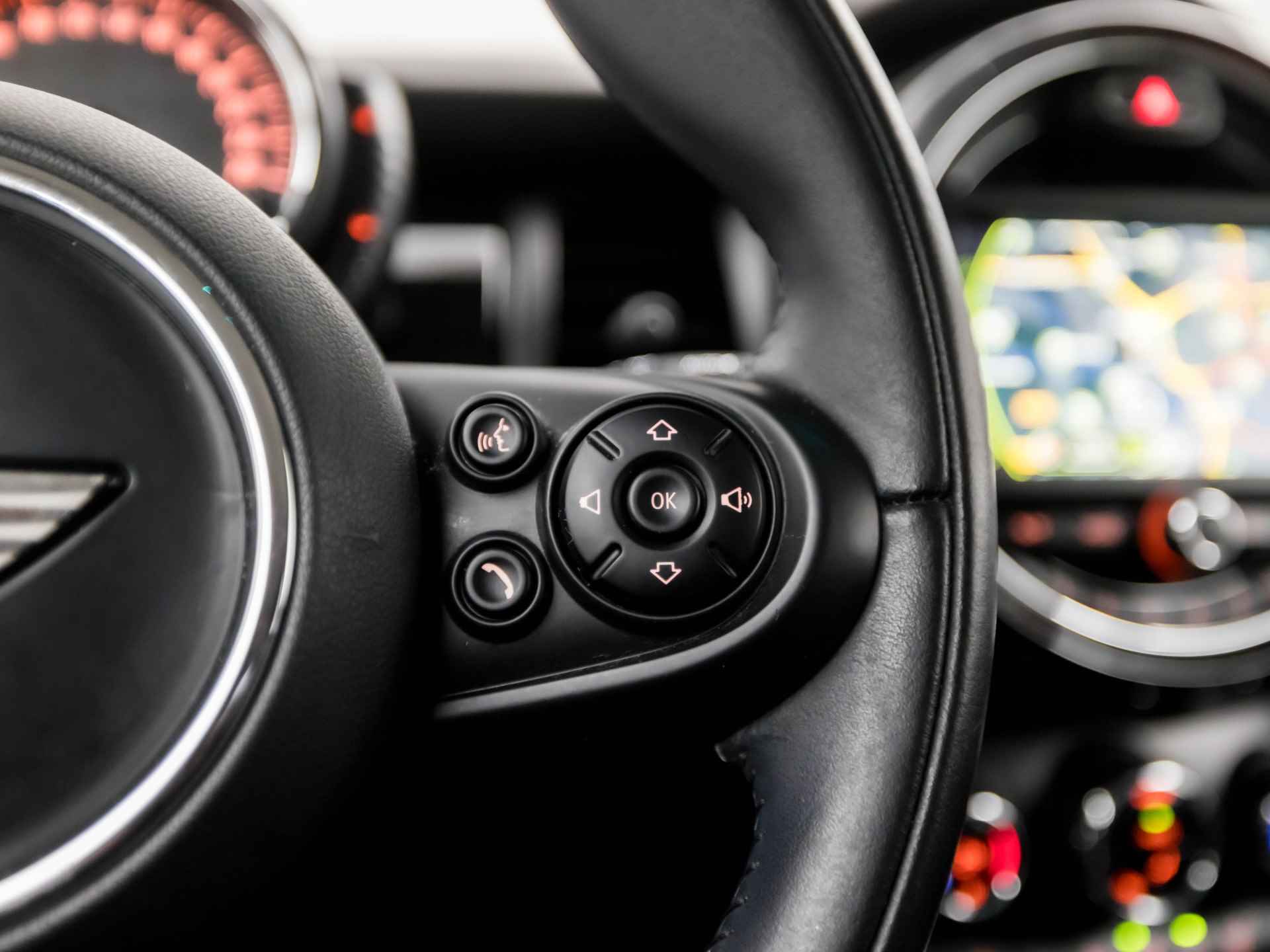 MINI Mini 1.2 Cooper (NAVIGATIE, NAP, KEYLESS START, BLUETOOTH, CRUISE, CLIMATE, ELEK PAKKET, ARMSTEUN, SPORTSTOELEN, LM VELGEN, NIEUWE APK, NIEUWSTAAT) - 19/34