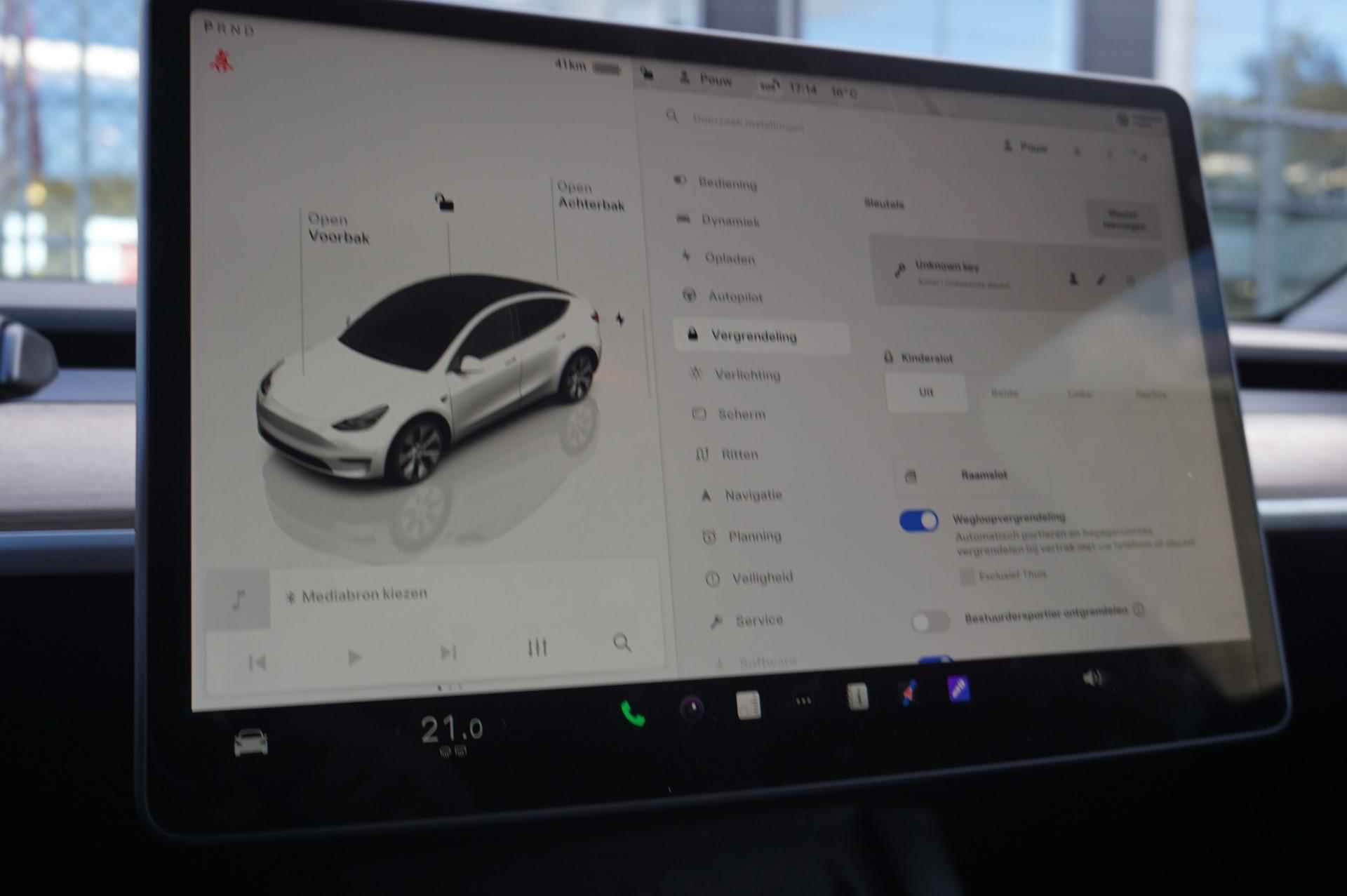 Tesla Model Y 350pk Long Range AWD 75 kWh | FSD Mogelijk | 360 Camera | Panoramadak - 33/47