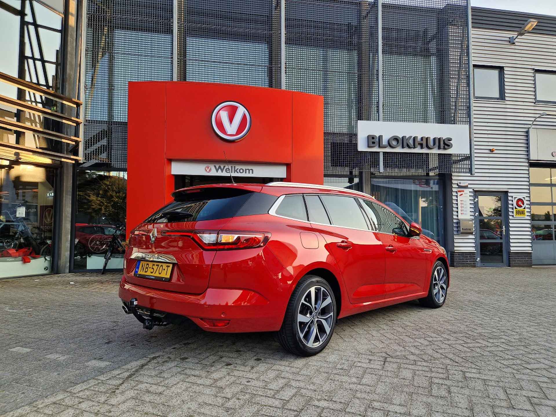 Renault Mégane Estate 1.2 TCe Bose | Navi | Trekhaak - 2/24