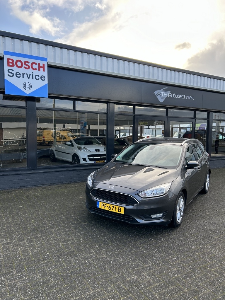 Ford Focus Wagon 1.5 TDCI Tit. Ed. bij viaBOVAG.nl