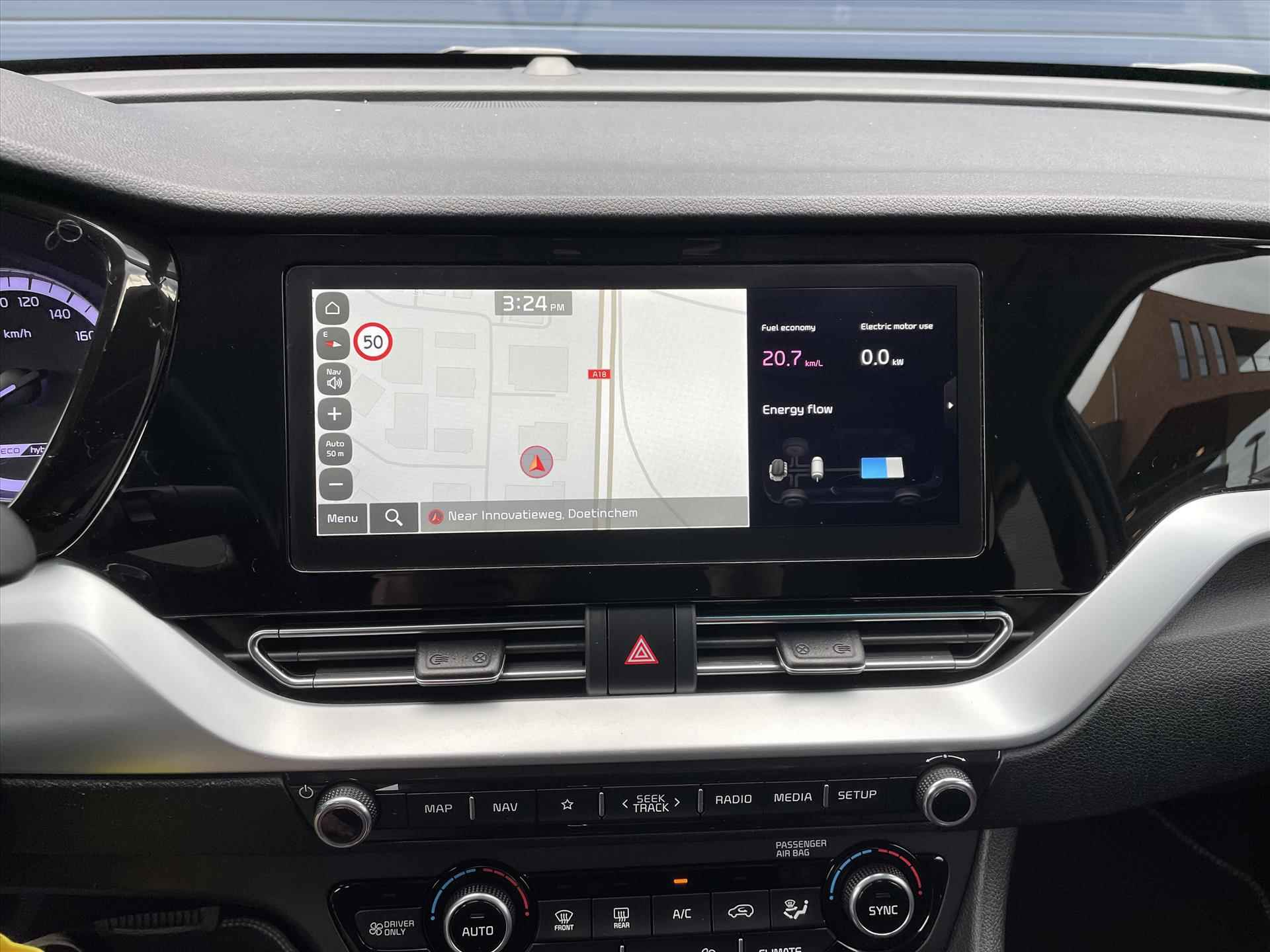 KIA Niro 1.6 GDi Hybrid 141pk DCT6 DynamicLine | Navigatie | Climate Control | Camera | Trekhaak | Apple Carplay | - 24/34