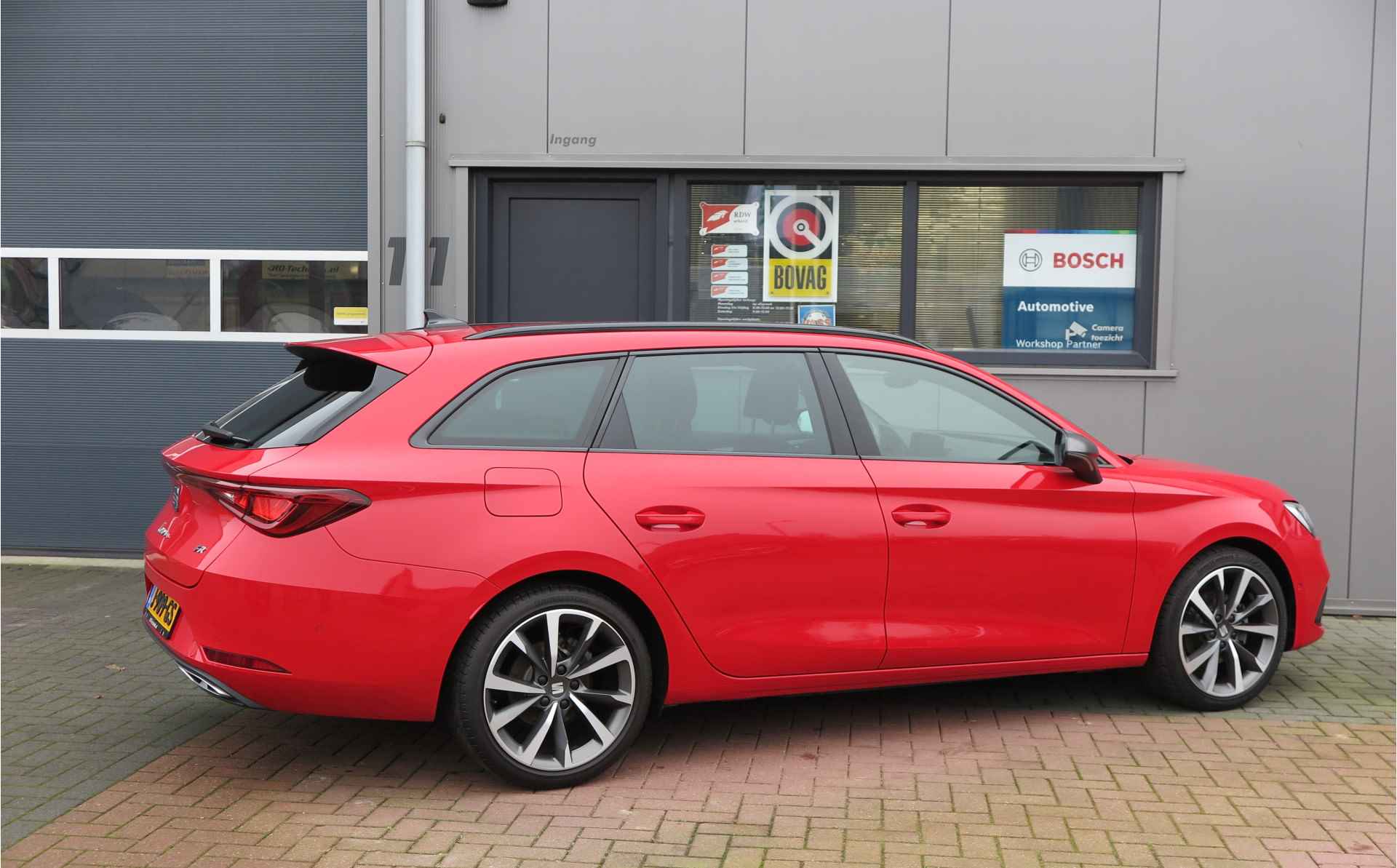 SEAT Leon Sportstourer 1.5 eTSI FR 150pk/ 110kW mild hybride DSG Launch Edition Led , Navi, Adaptive cruise, Virtual cockpit , Sportstoelen, LMV. DAB+ , Inparkeerhulp etc. - 7/76