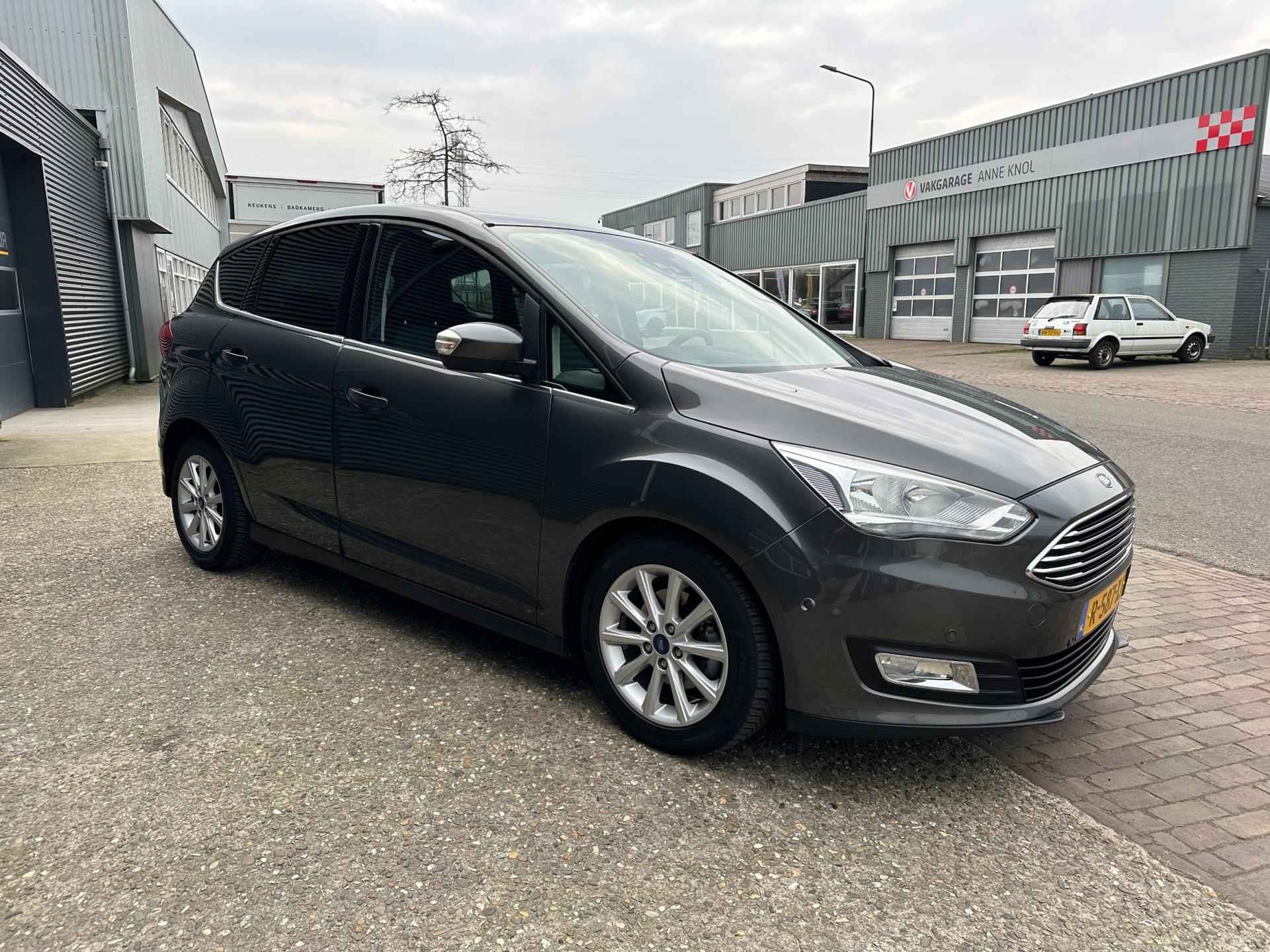 Ford C-Max 1.0 Titanium - 4/35