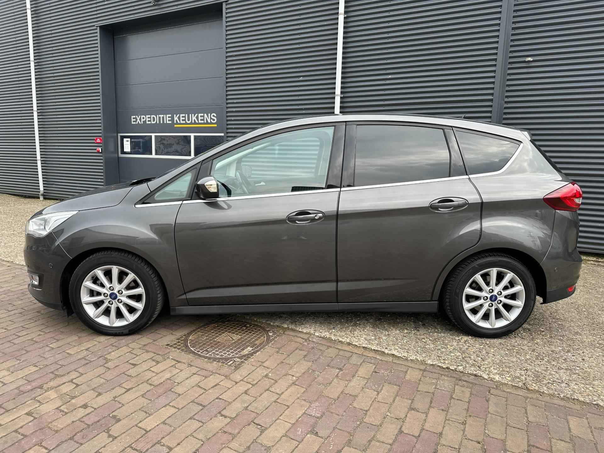 Ford C-Max 1.0 Titanium - 7/35