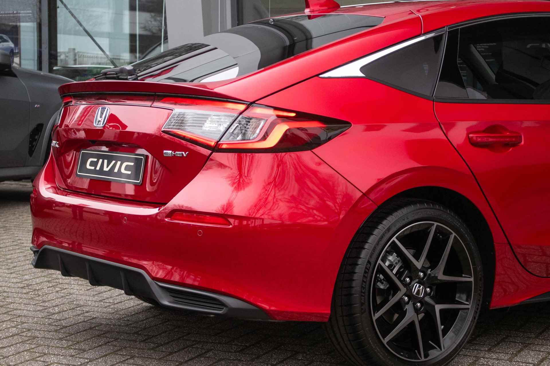 Honda Civic 2.0 e:HEV Advance - Cons. prijs rijklaar | Schuifdak | Navi | Leder - 30/42