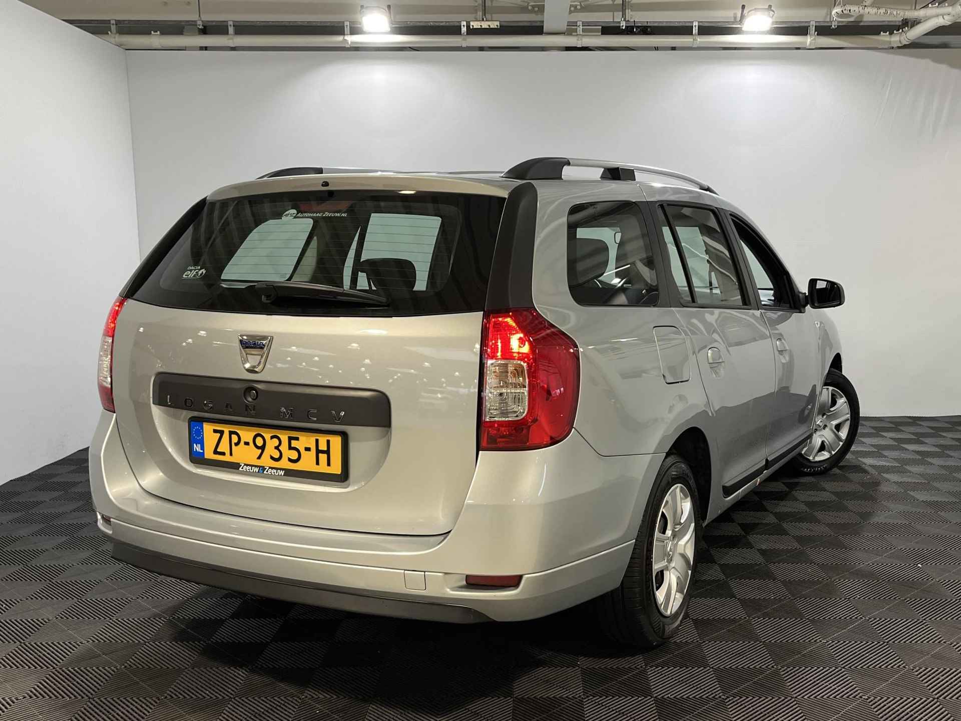 Dacia Logan MCV 0.9 - 90PK TCe Laureate | 1e eigenaar | Airco | Cruise Control | Bluetooth | Centrale Deurvergrendeling | Elektrische Spiegels | - 6/32