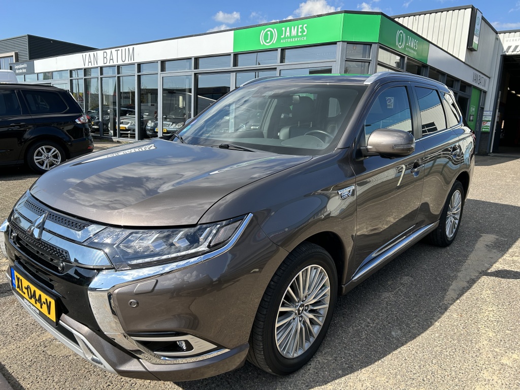 Mitsubishi Outlander 2.4 PHEV Instyle