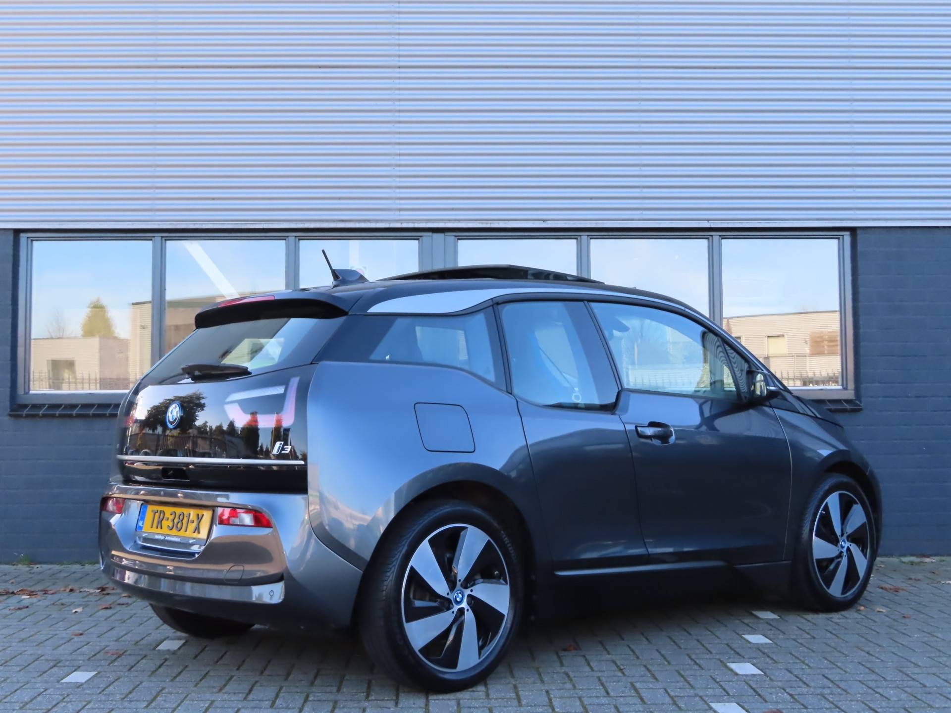 BMW i3 Grey Edition 94Ah 33 kWh | Navi prof | Schuifdak | Camera | harman kardon | - 3/22