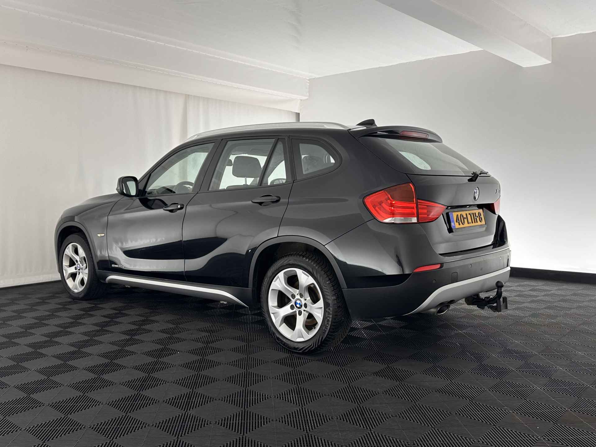 BMW X1 sDrive20d Executive X-line *NAVI-FULLMAP | COMFORT-SEATS | ECC | PDC | CRUISE  | TOWBAR | 17''ALU* - 4/31