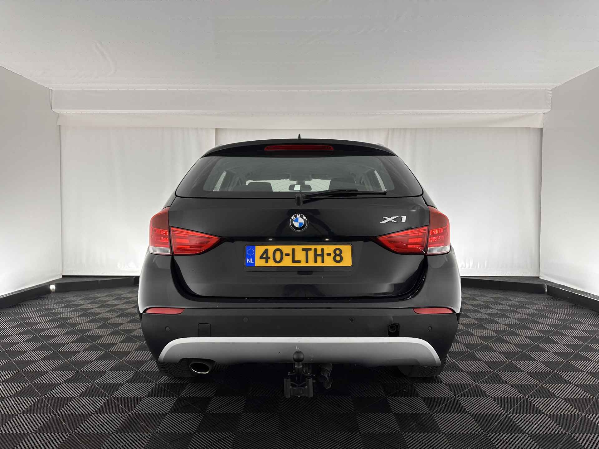 BMW X1 sDrive20d Executive X-line *NAVI-FULLMAP | COMFORT-SEATS | ECC | PDC | CRUISE  | TOWBAR | 17''ALU* - 5/31