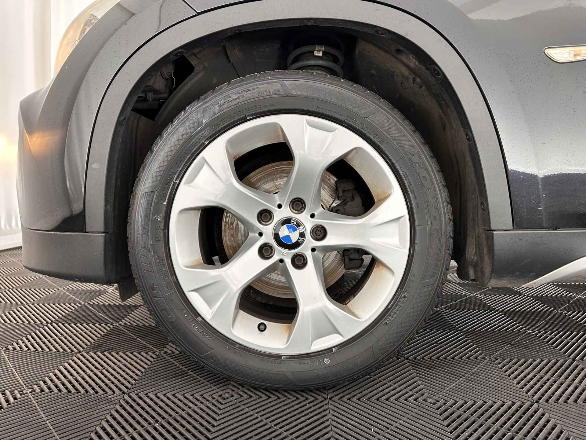 BMW X1 sDrive20d Executive X-line *NAVI-FULLMAP | COMFORT-SEATS | ECC | PDC | CRUISE  | TOWBAR | 17''ALU* - 22/31