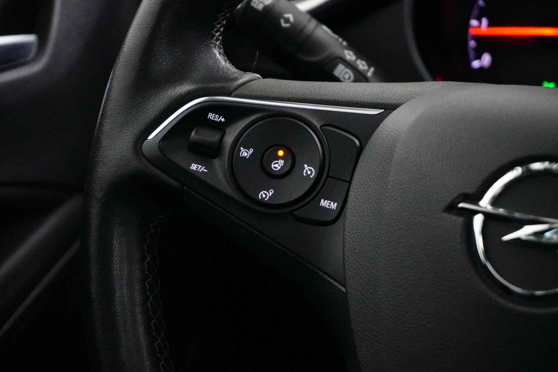 Opel Crossland 1.2 Turbo Ultimate 130pk Automaat | Stuur/Stoelverwarming | Panoramadak | HeadUp-Display | Navigatie | Comfortstoelen | Achterui - 13/30