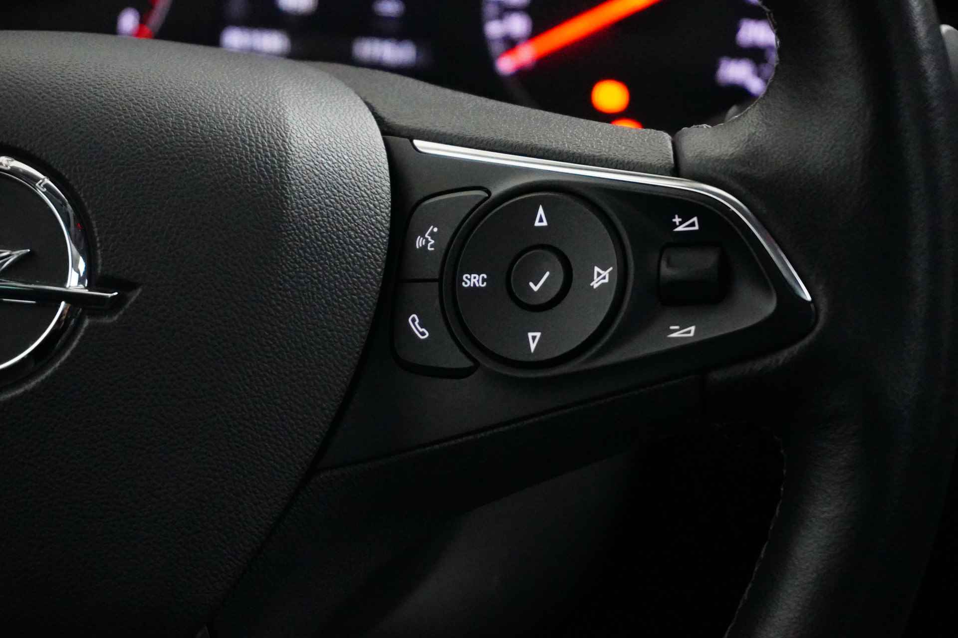 Opel Crossland 1.2 Turbo Ultimate 130pk Automaat | Stuur/Stoelverwarming | Panoramadak | HeadUp-Display | Navigatie | Comfortstoelen | Achterui - 14/30