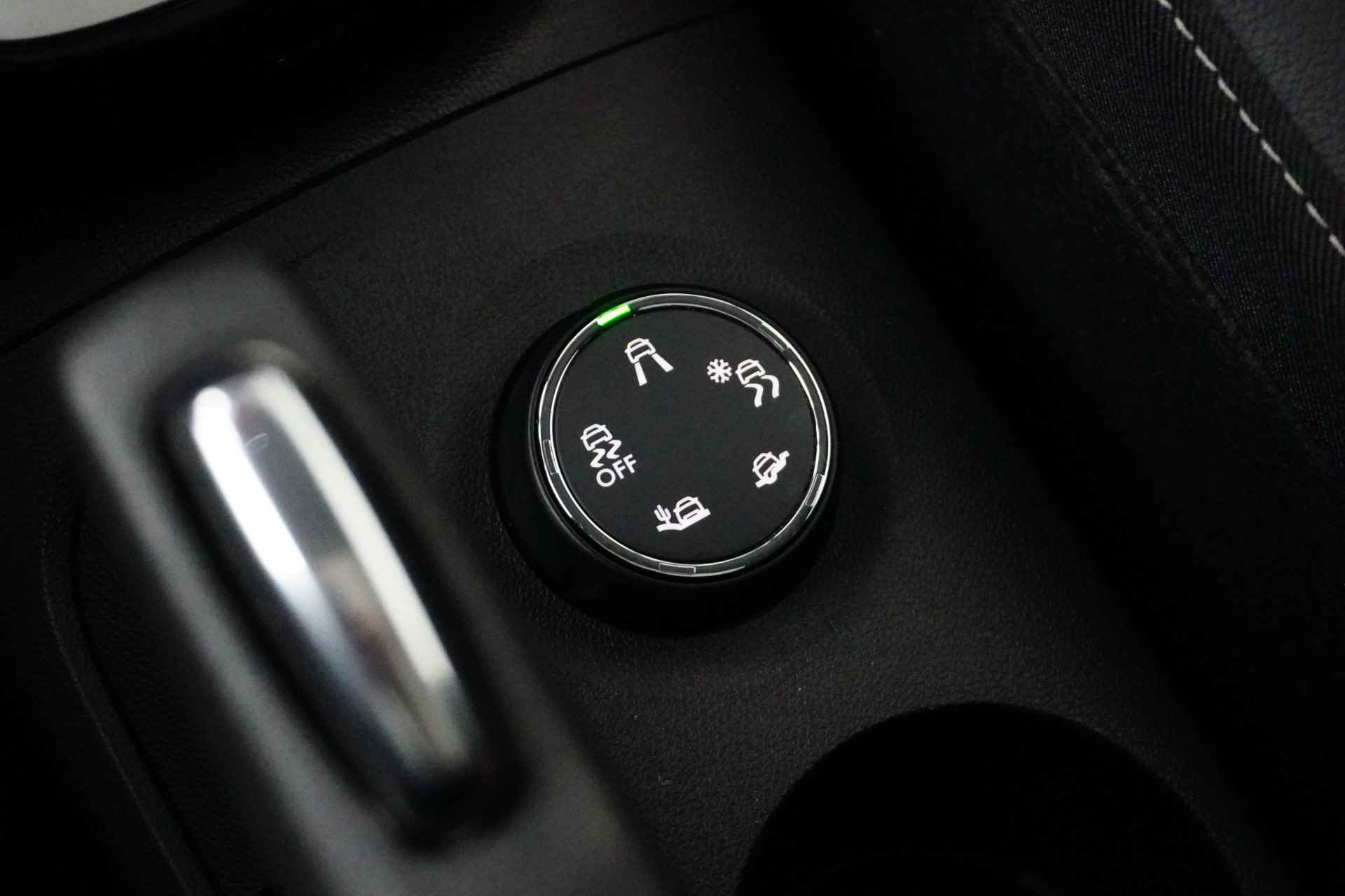 Opel Crossland 1.2 Turbo Ultimate 130pk Automaat | Stuur/Stoelverwarming | Panoramadak | HeadUp-Display | Navigatie | Comfortstoelen | Achterui - 27/30