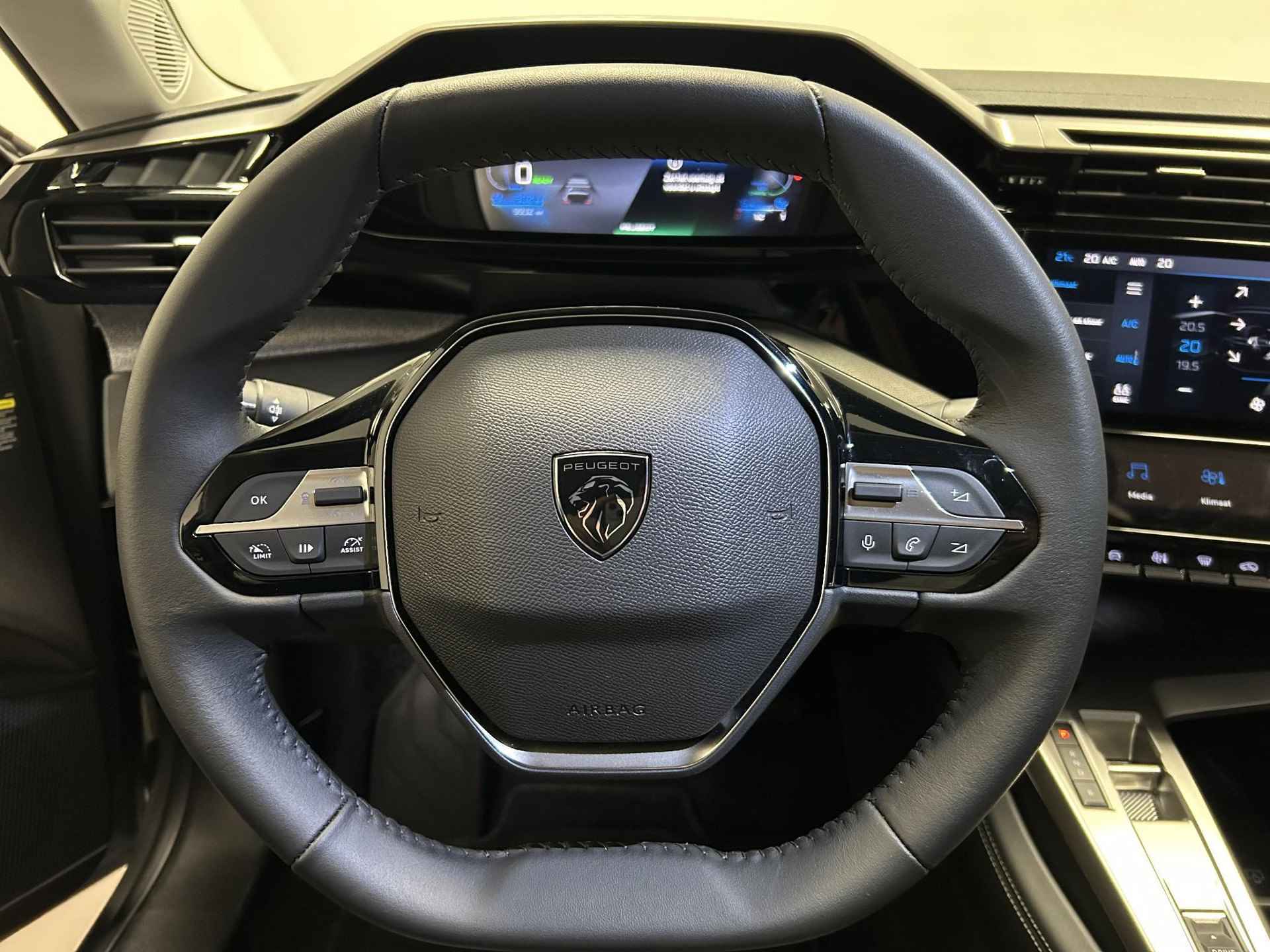 Peugeot e-308 Allure EV 54 kWh - KEYLESS ENTRY - NAVIGATIE - DIGITAL I-COCKPIT - 8/26