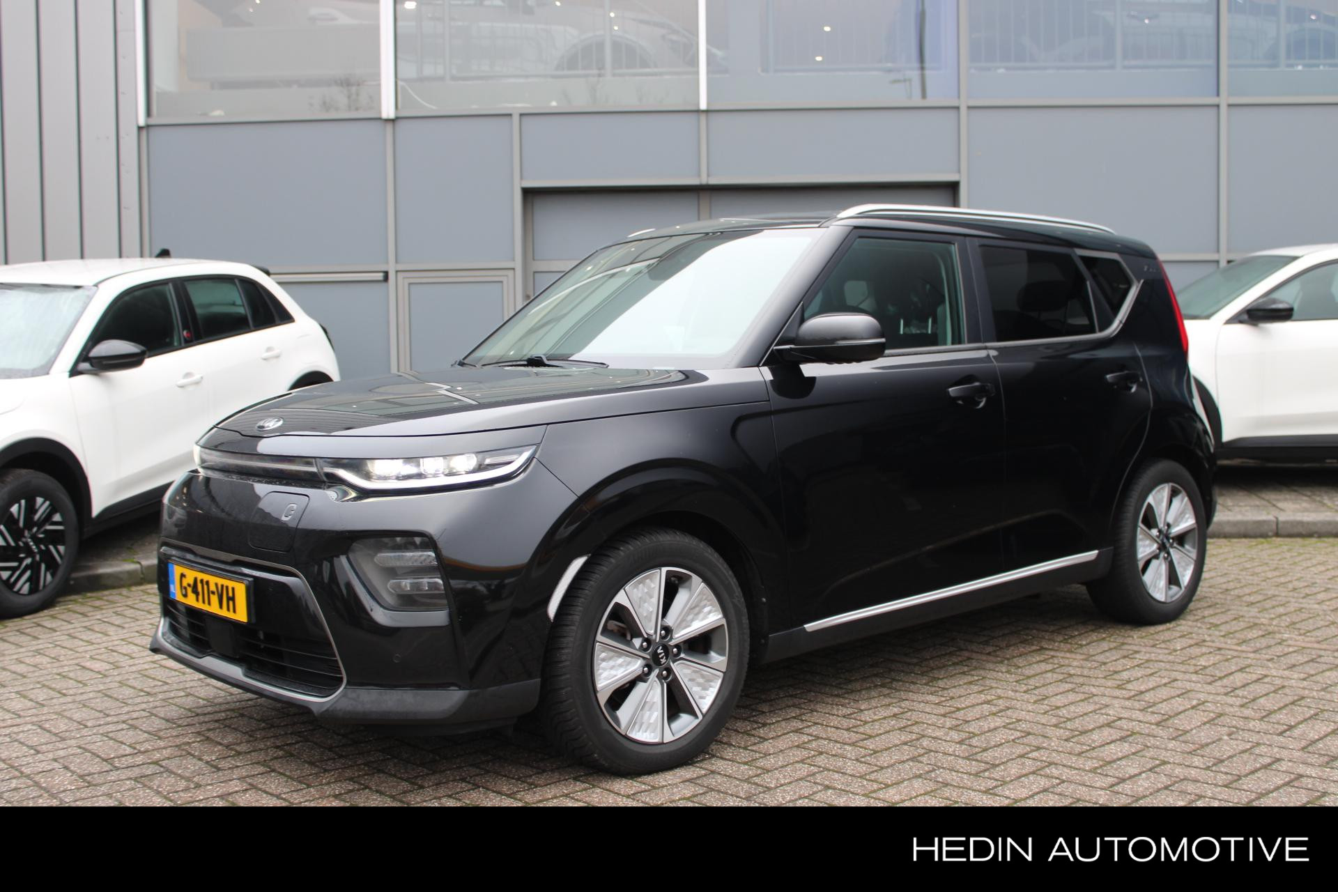 Kia e-Soul ExecutiveLine 64 kWh | Leder | Stoelverw./vent. | El. Stoel | Head Up | Navigatie | Carplay | LED | PDC V+A | LMV 17 inch