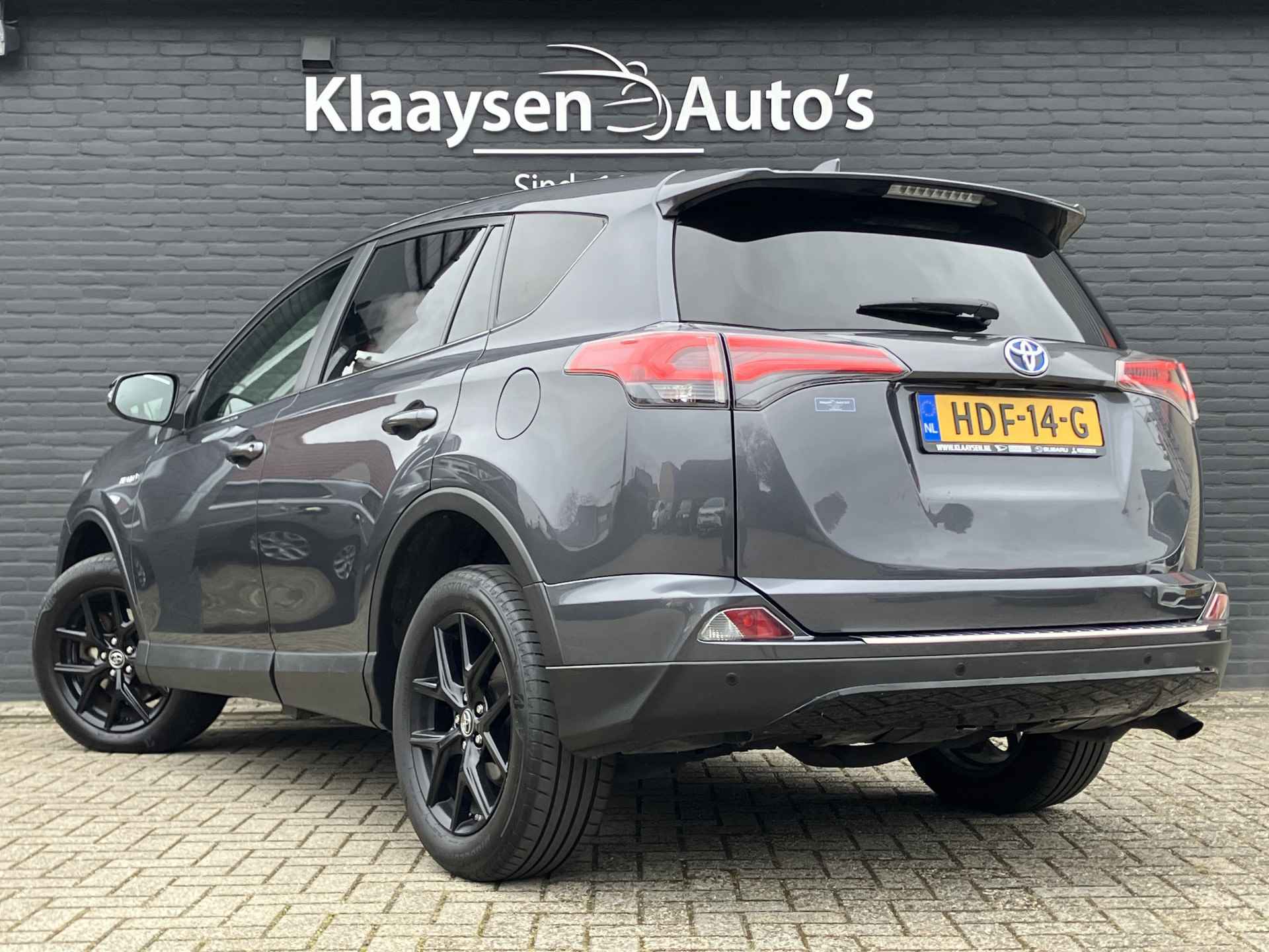 Toyota RAV4 2.5 Hybrid 198 pk AWD Executive Black Edition AUT. | 1e eigenaar | dealer onderh. | navigatie | leder interieur | camera - 7/40