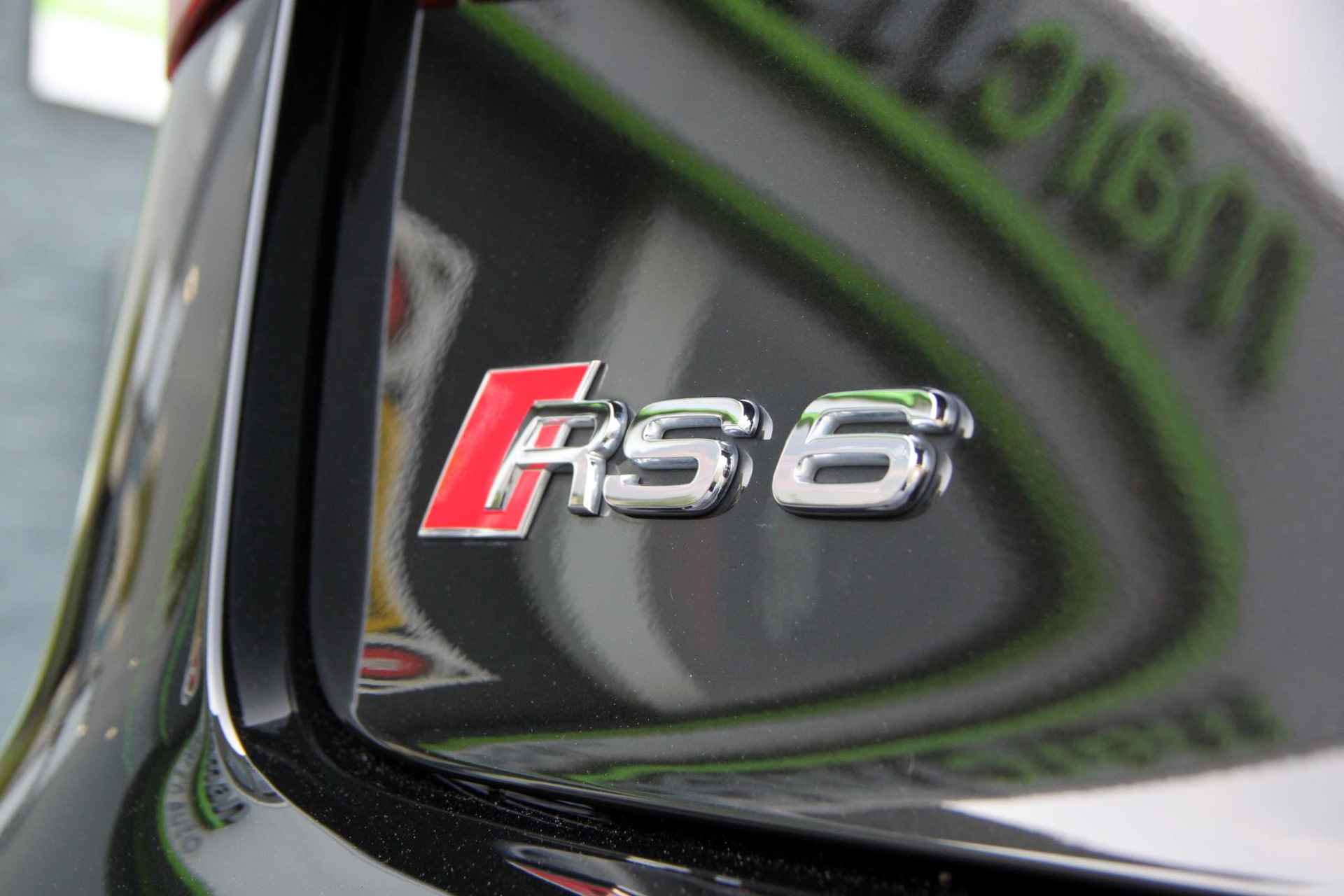 Audi RS6 Avant 4.0 TFSI quattro performance Pro Line Plus / DYNAMIC PLUS / B&O / PANODAK - 33/41