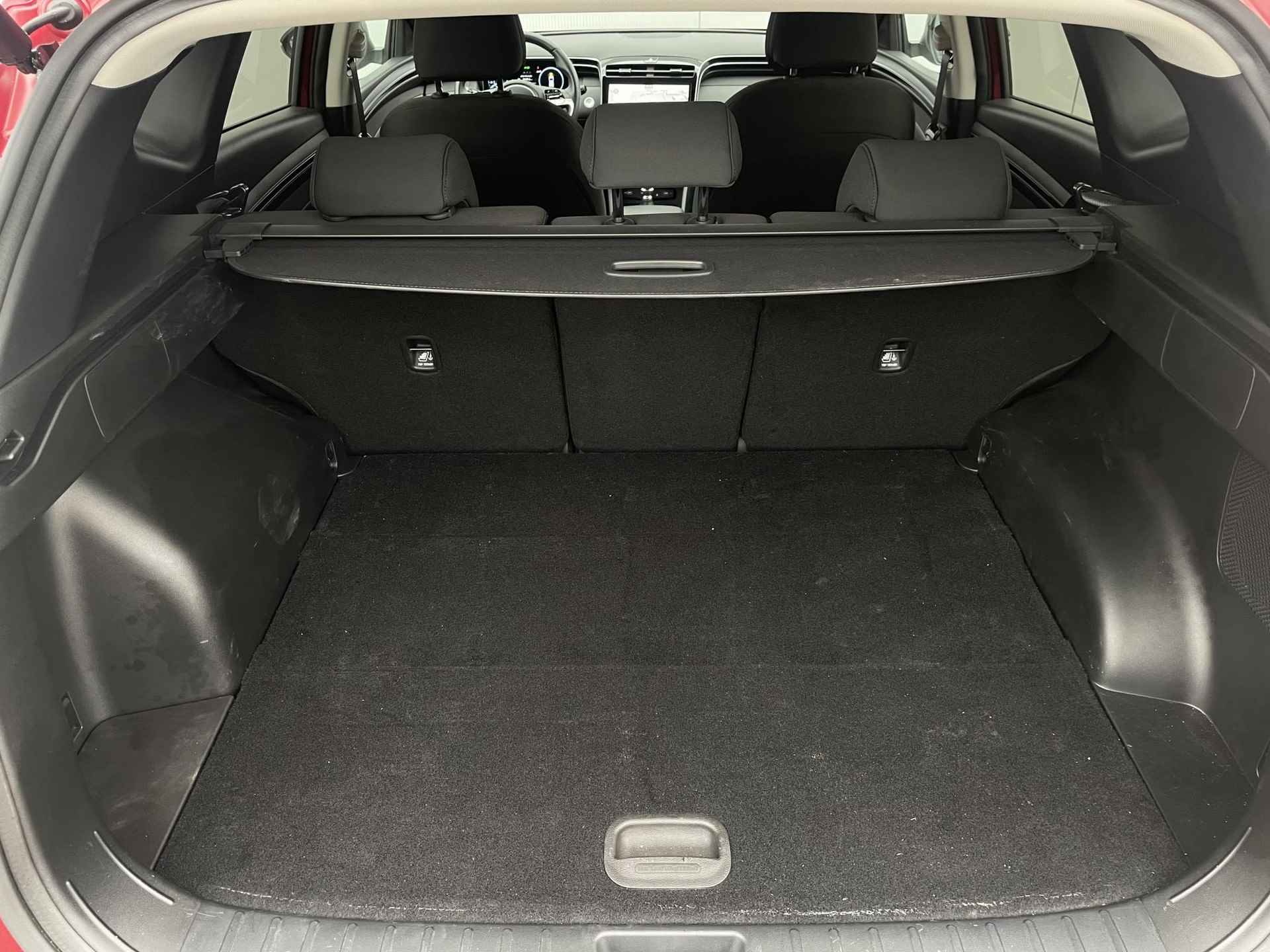 Hyundai Tucson 1.6 T-GDI MHEV Comfort Smart / 1650KG Trekgewicht / Navigatie / Apple Carplay & Android Auto/ Cruise Control / Camera / - 23/39
