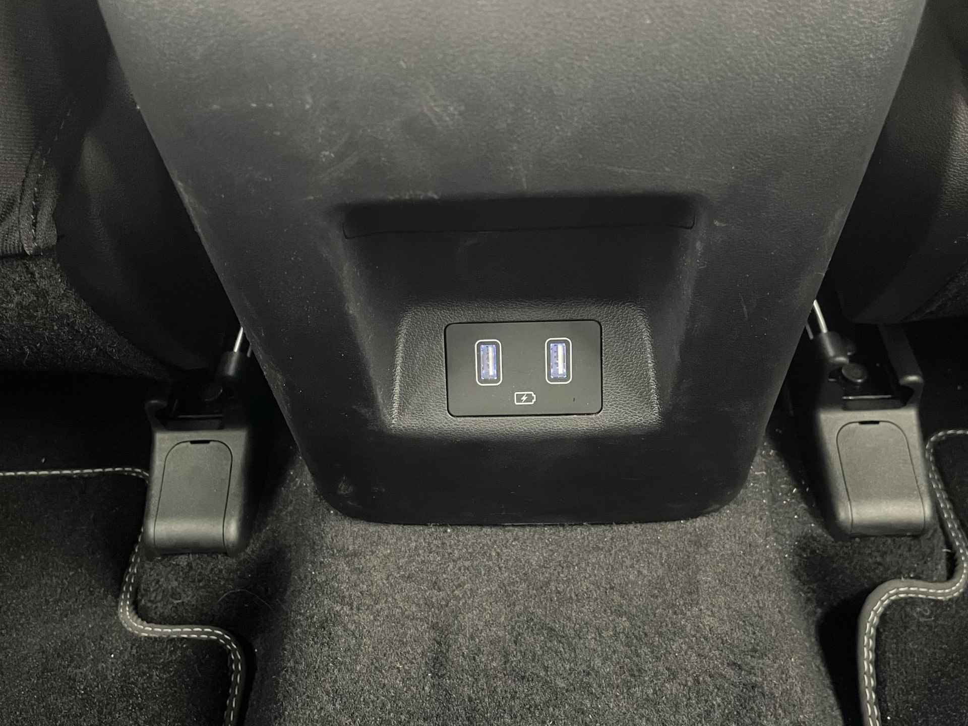 Hyundai Tucson 1.6 T-GDI MHEV Comfort Smart / 1650KG Trekgewicht / Navigatie / Apple Carplay & Android Auto/ Cruise Control / Camera / - 26/39