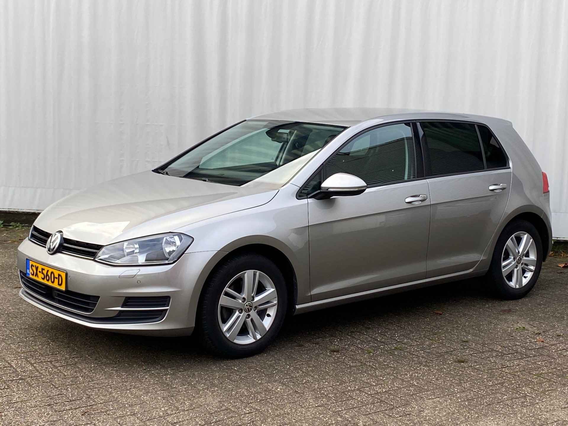 Volkswagen Golf 1.4 TSI Business Edition DSG Navi / Camera / PDC - 2/22