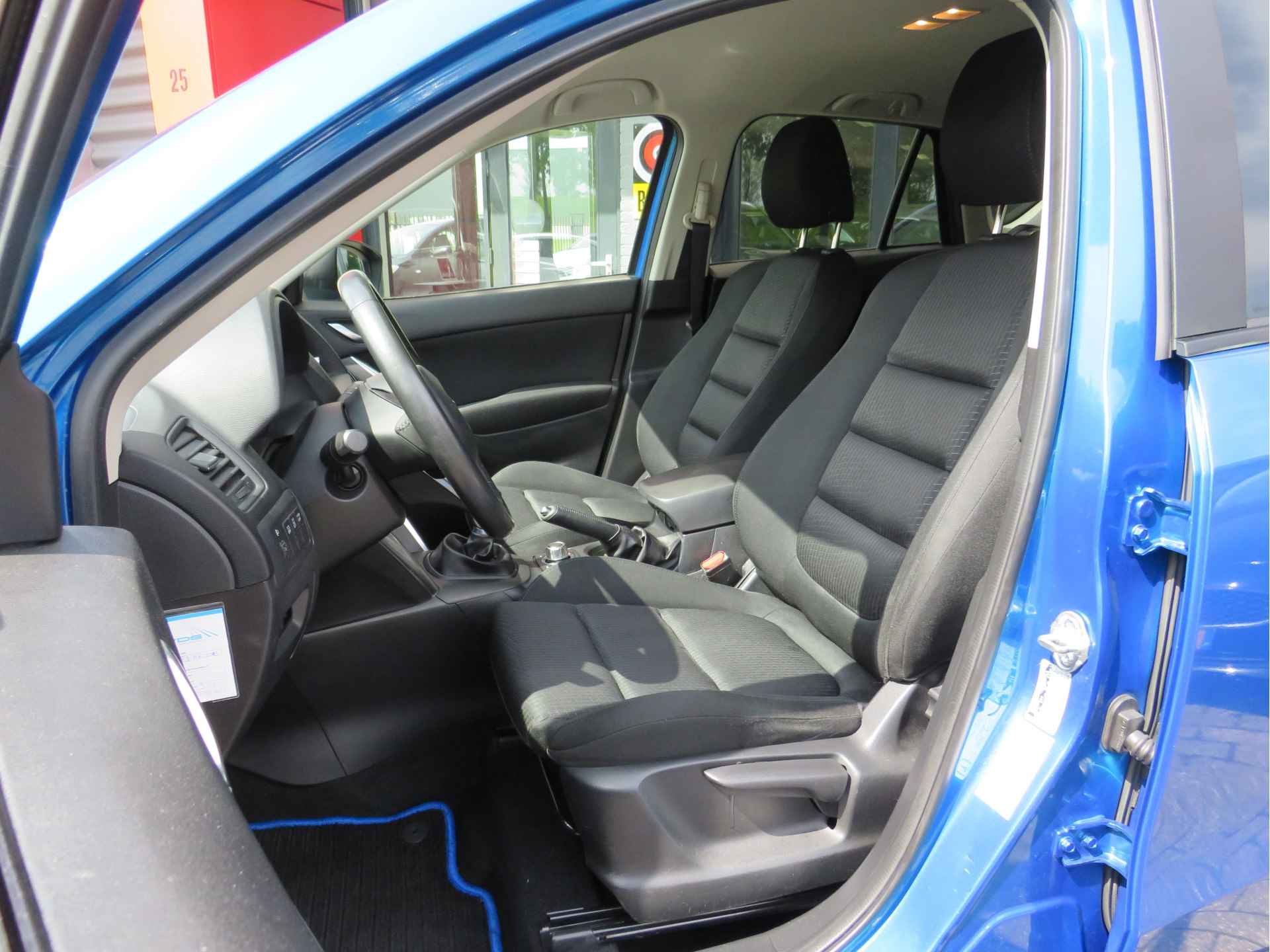 Mazda CX-5 2.0 TS 2WD | Clima-Airco | Navigatie | Parkeercamera | Incl. BOVAG Garantie | Bluetooth | Trekhaak | - 28/50