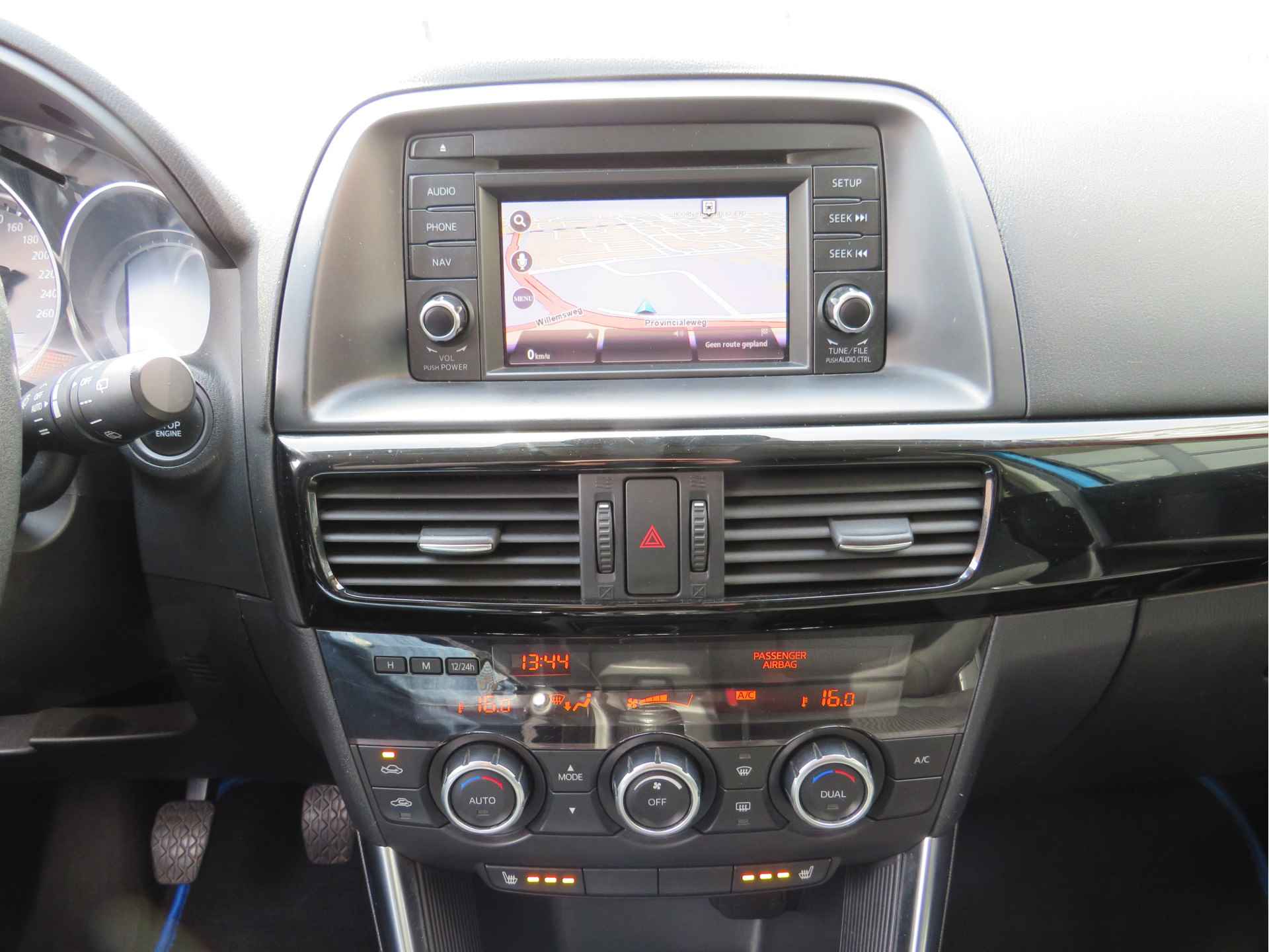 Mazda CX-5 2.0 TS 2WD | Clima-Airco | Navigatie | Parkeercamera | Incl. BOVAG Garantie | Bluetooth | Trekhaak | - 35/50