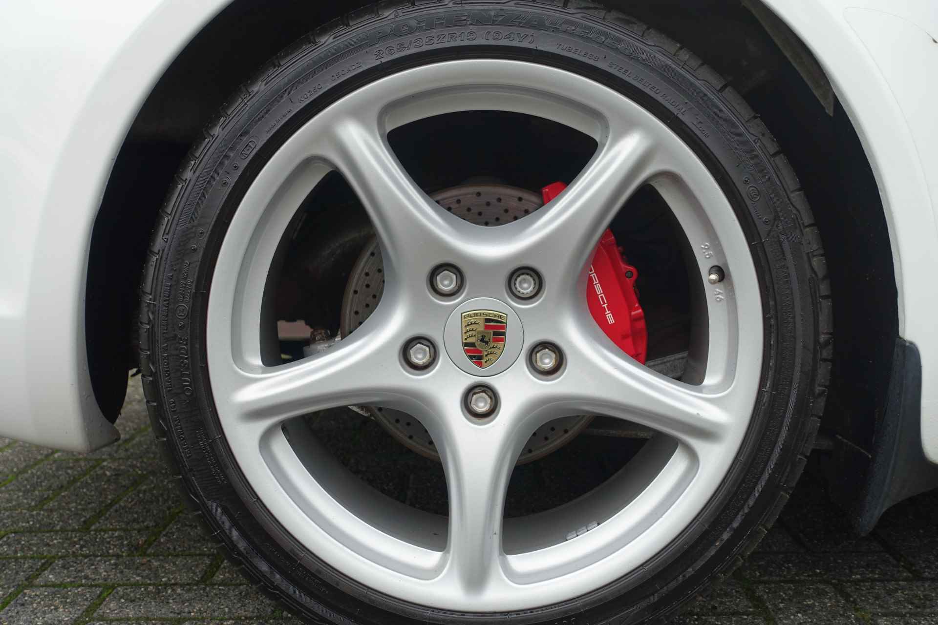 Porsche Boxster S | Handgeschakeld | Xenon | Navi 3.4 - 36/37