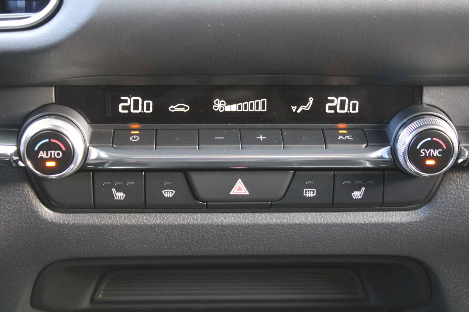Mazda CX-30 2.0 e-SkyActiv-X 186PK 6AT Homura | BTW Auto | Automaat | Navi | Adap. Cruise | Camera | - 22/34