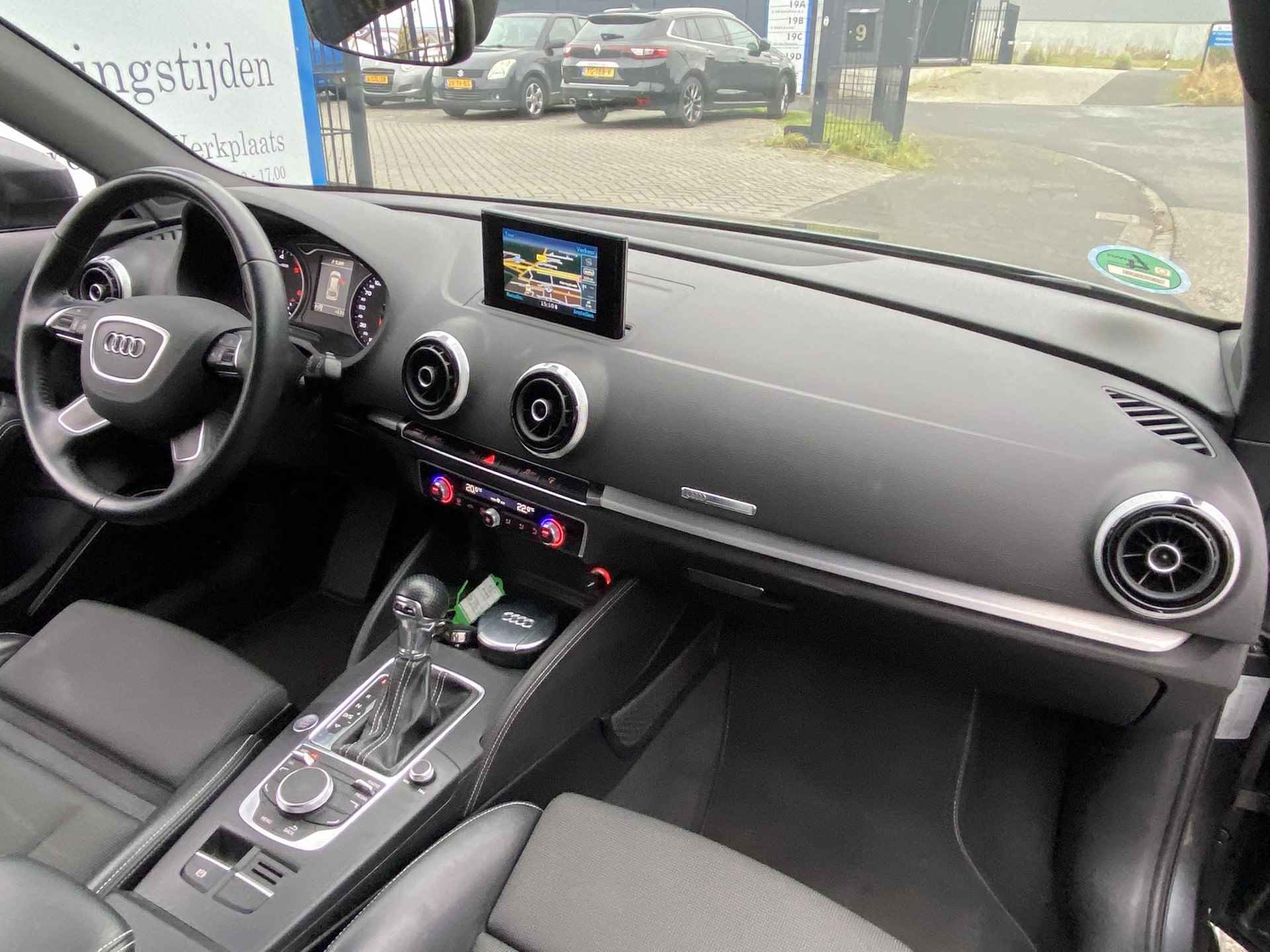 Audi A3 Sportback 1.6 TDi S-Tronic aut. Adrenalin Sport S-Line NL-auto met B&O Soundsystem, navi, lm velgen, S-Line, etc. - 17/33