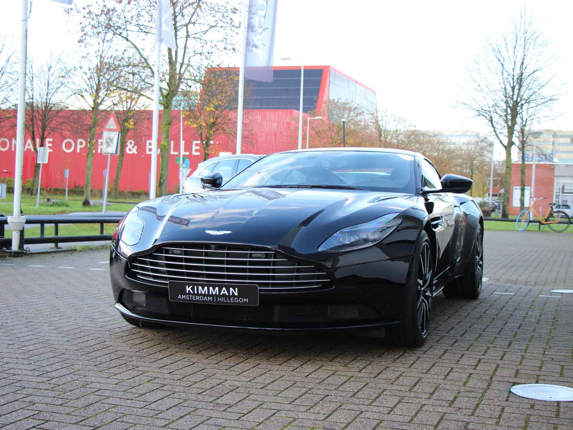 Aston Martin DB11 4.0 V8 - 3/29