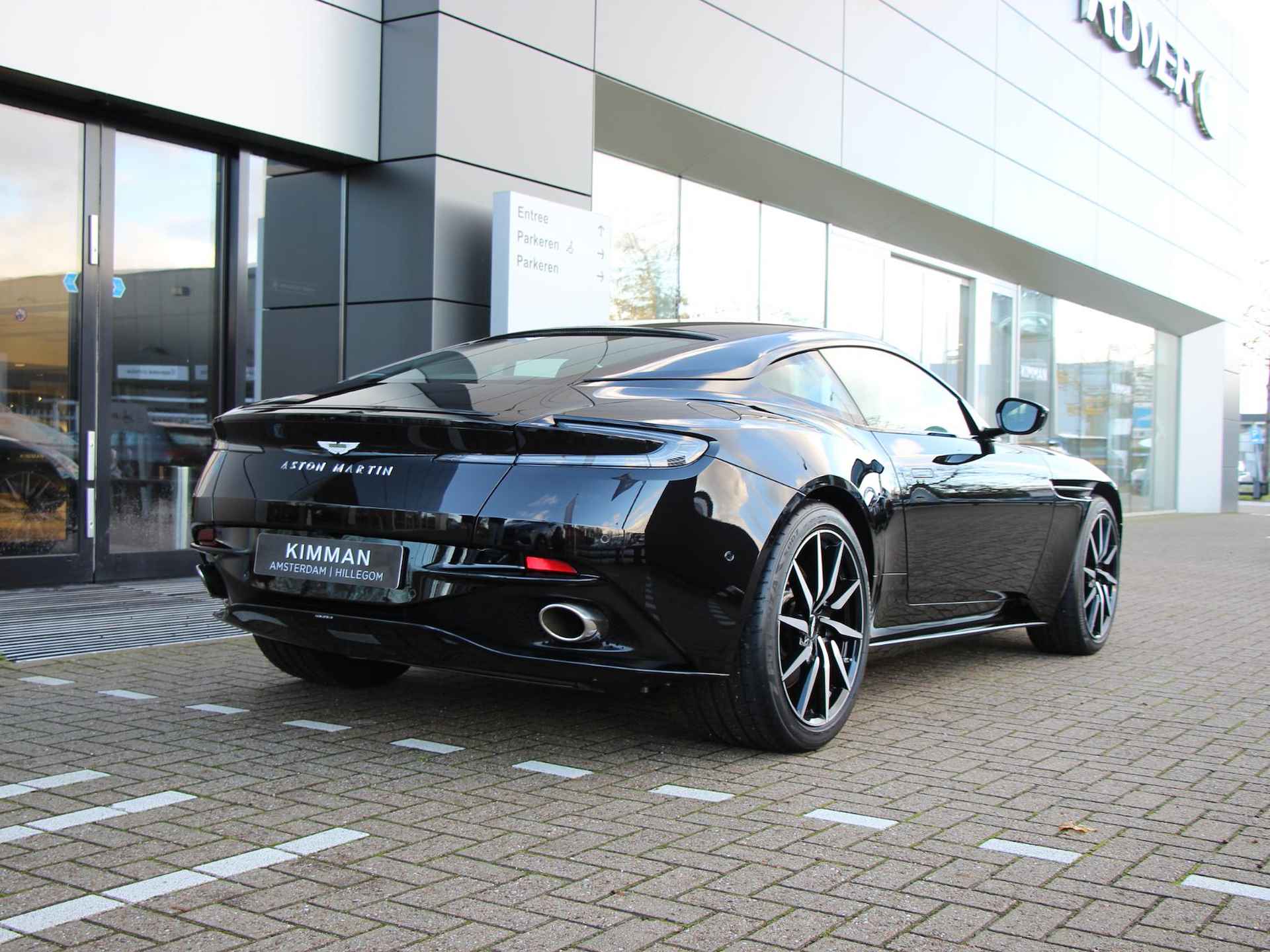 Aston Martin DB11 4.0 V8 - 6/29