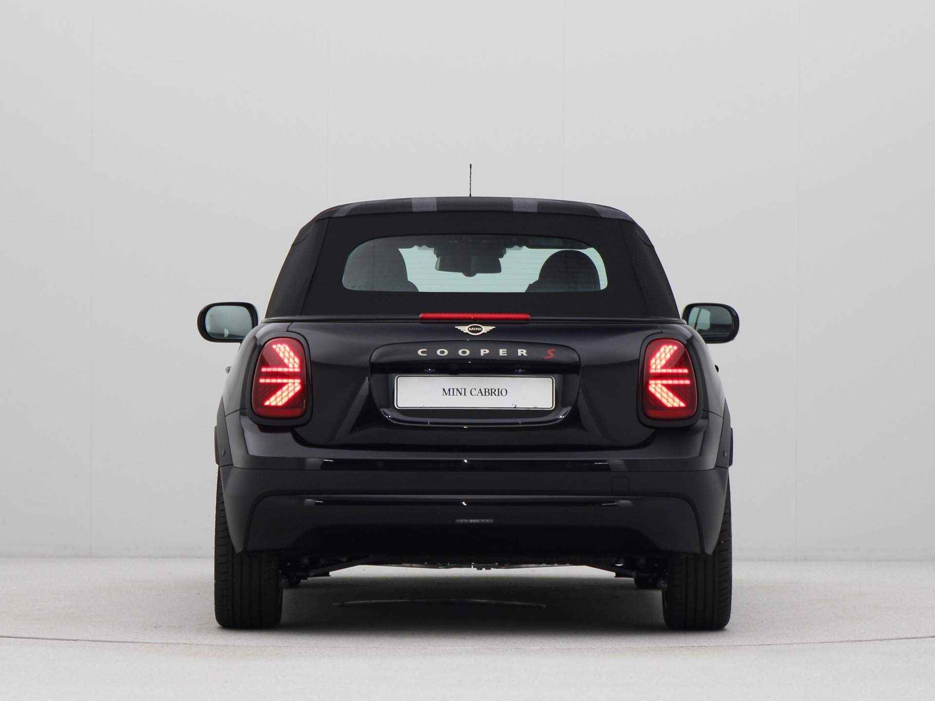 MINI Cooper Cabrio S Favoured Pakket XL PRIVATE LEASE EUR 890,- (48 mnd/10.000 km) - 13/31