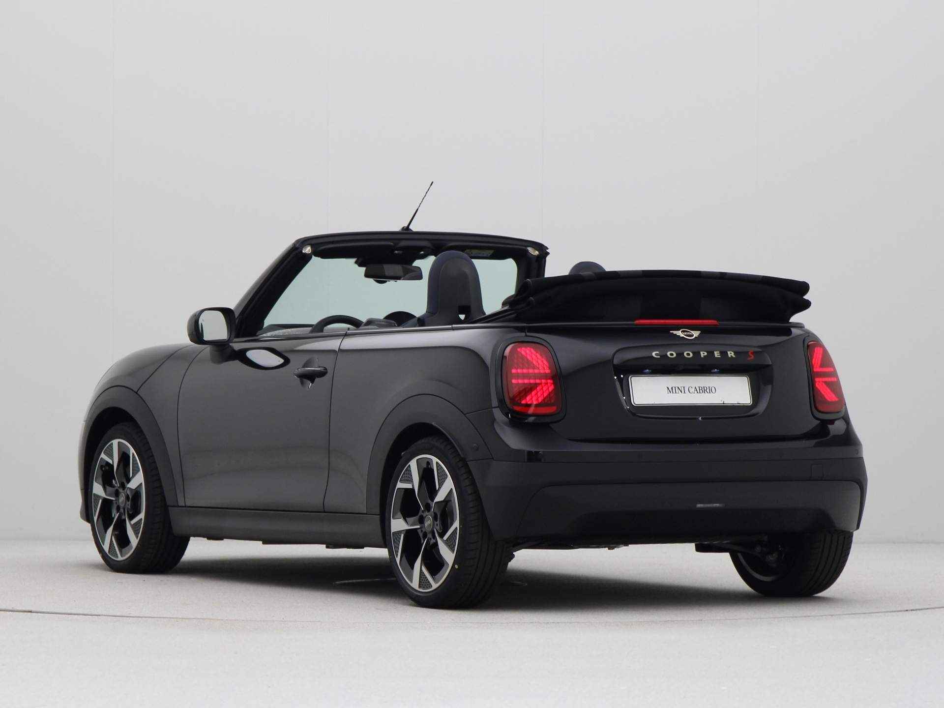 MINI Cooper Cabrio S Favoured Pakket XL PRIVATE LEASE EUR 890,- (48 mnd/10.000 km) - 14/31