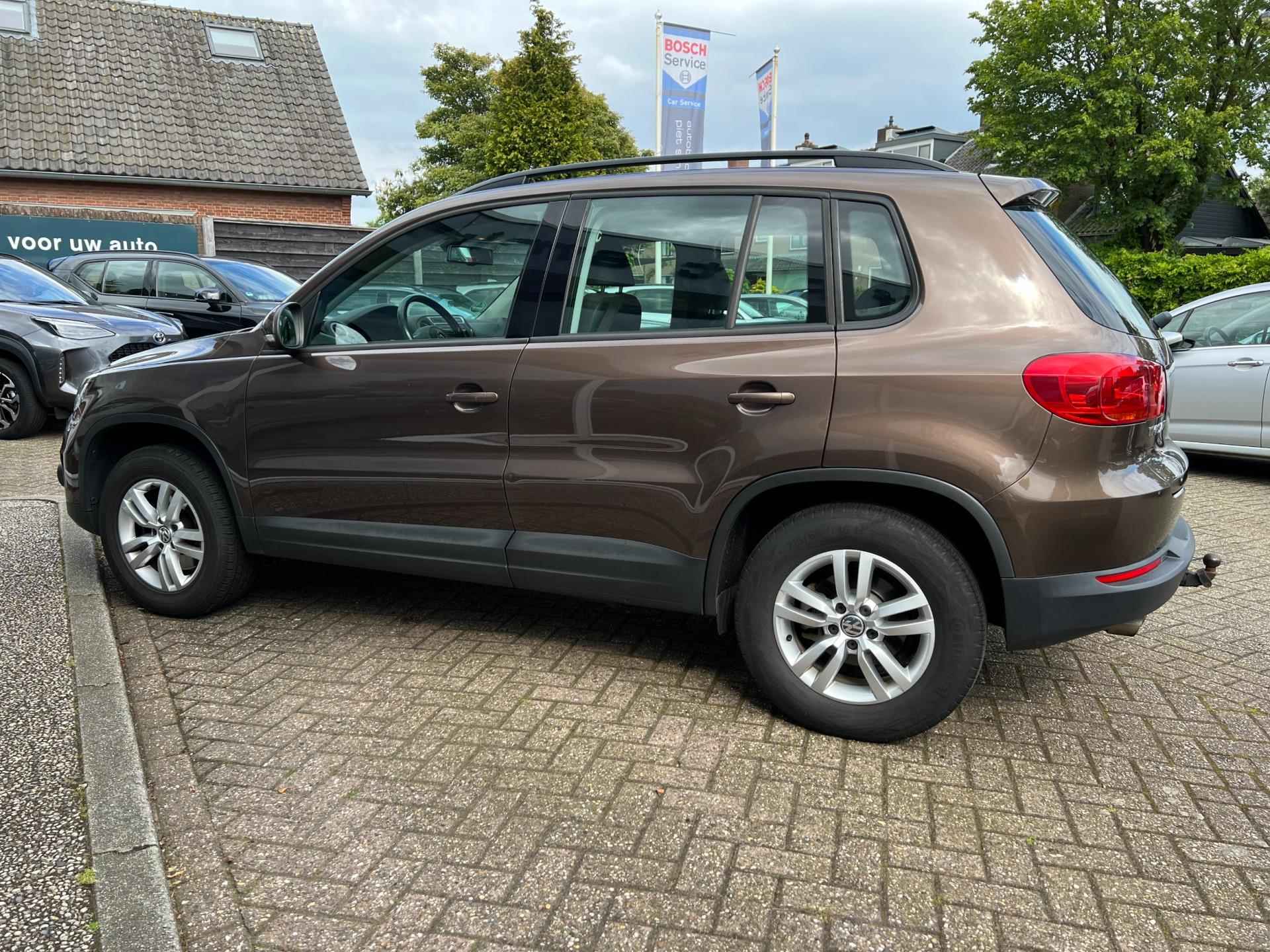 Volkswagen Tiguan 1.4 TSI Comfort&Design - 28/28