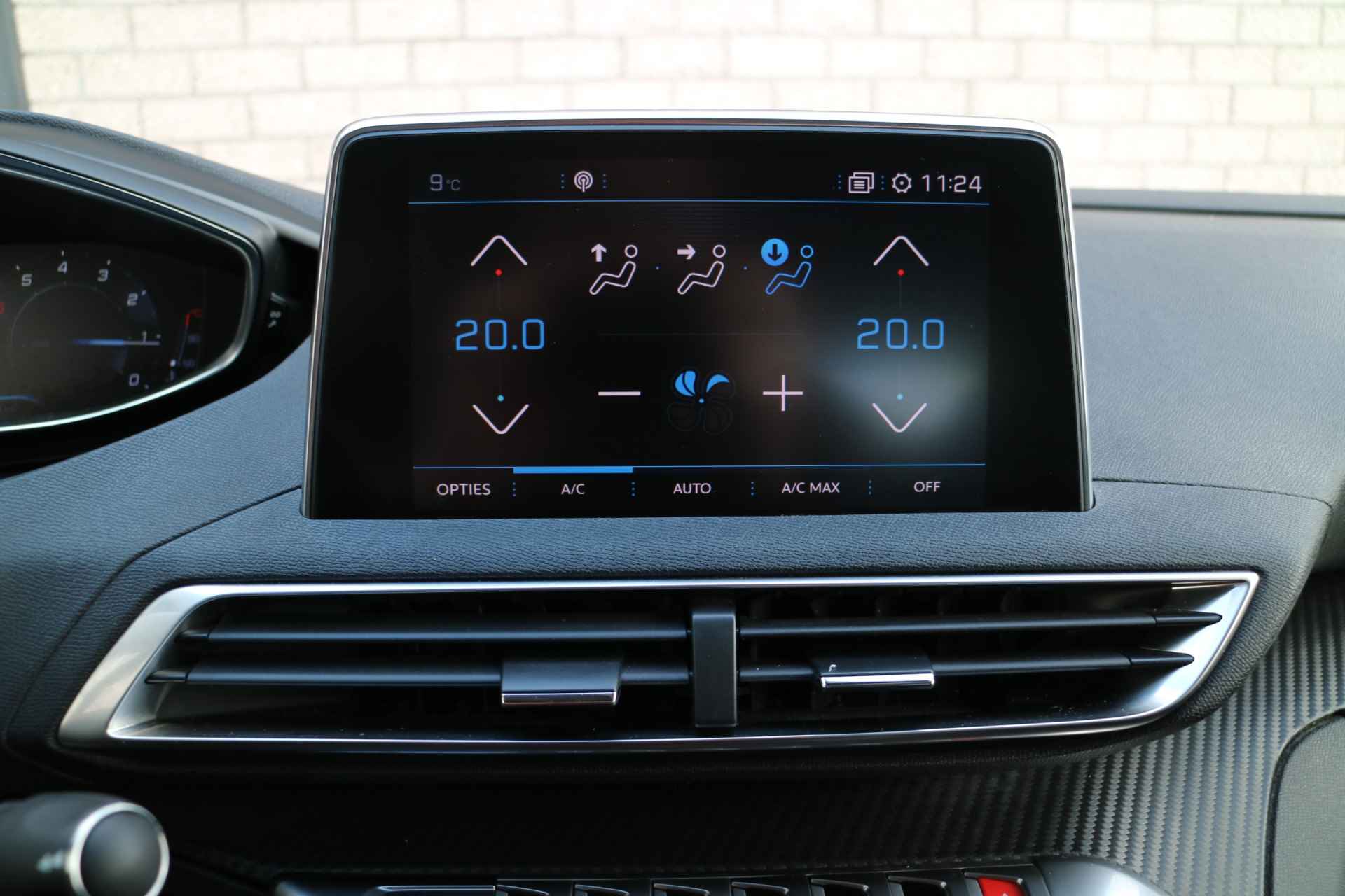 Peugeot 3008 1.2 PureTech Allure | Navi | Carplay | Trekhaak! | - 38/75