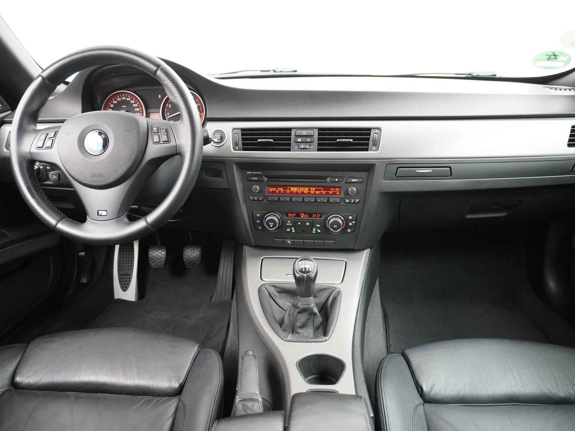 BMW 3-serie Cabrio 330i High Executive Leder/Sportstoelen/Historie 100% - 18/43