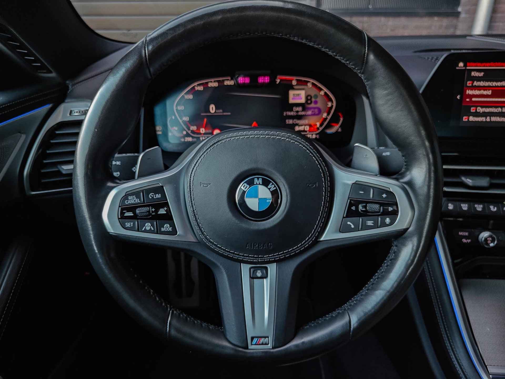 BMW 8-serie M850i xDrive | B&W | HUD | Nekverw. | Topview | - 30/50