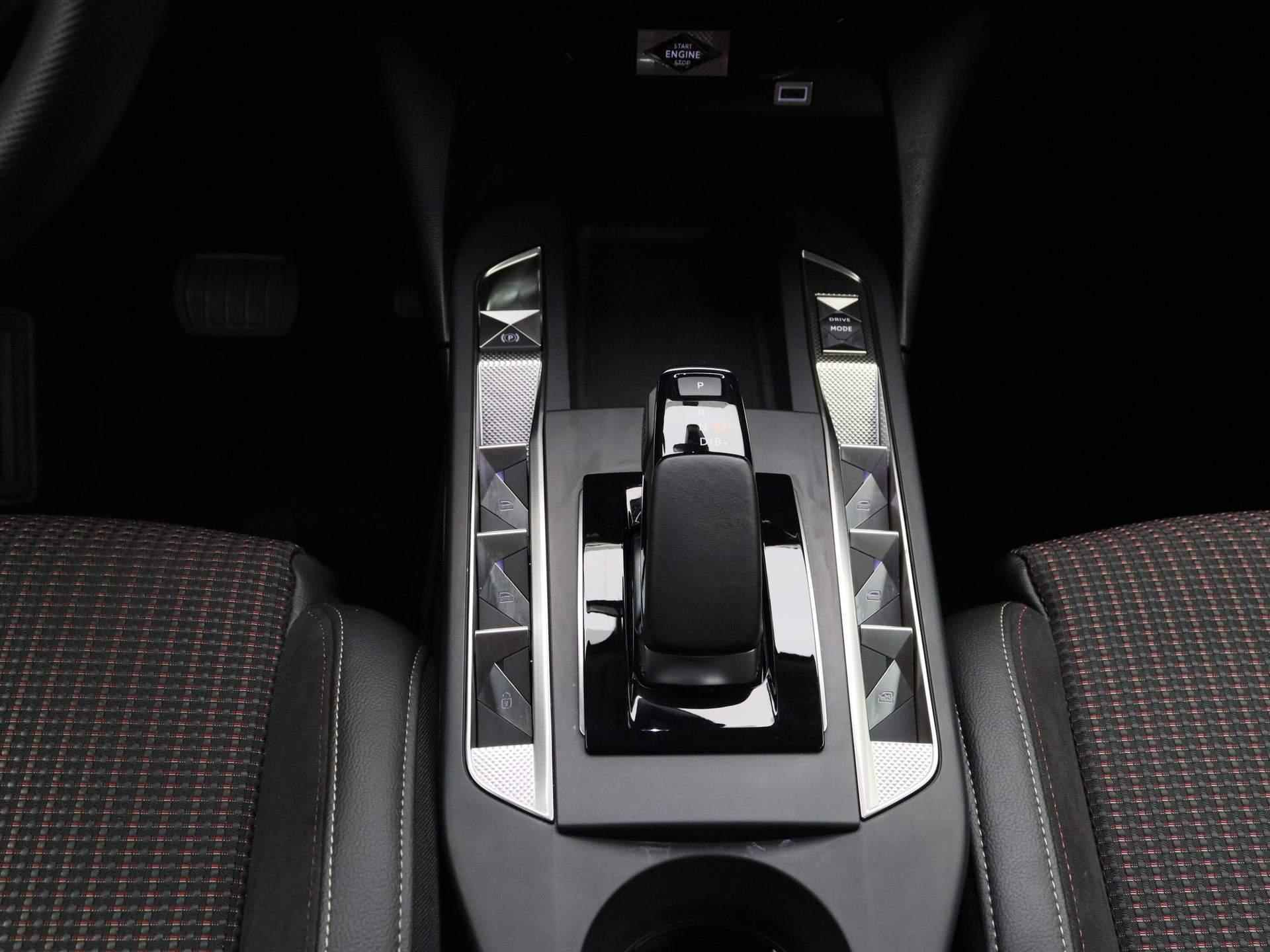 DS 3 E-Tense Performance Line 54 kWh | Half-Leder | Navigatie | Climate control | Camera - 10/38