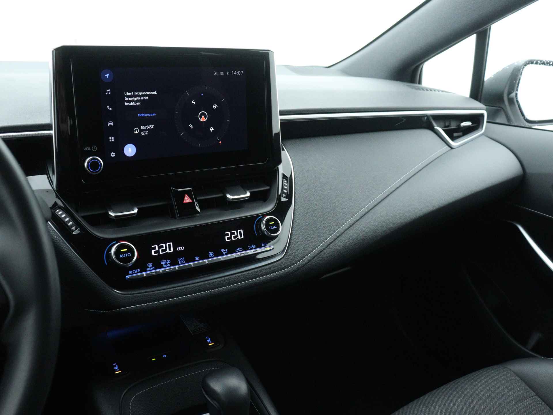 Toyota Corolla Touring Sports 1.8 Hybrid Dynamic | Navigatie | Stoelverwarming | Lane-Assist | - 8/43