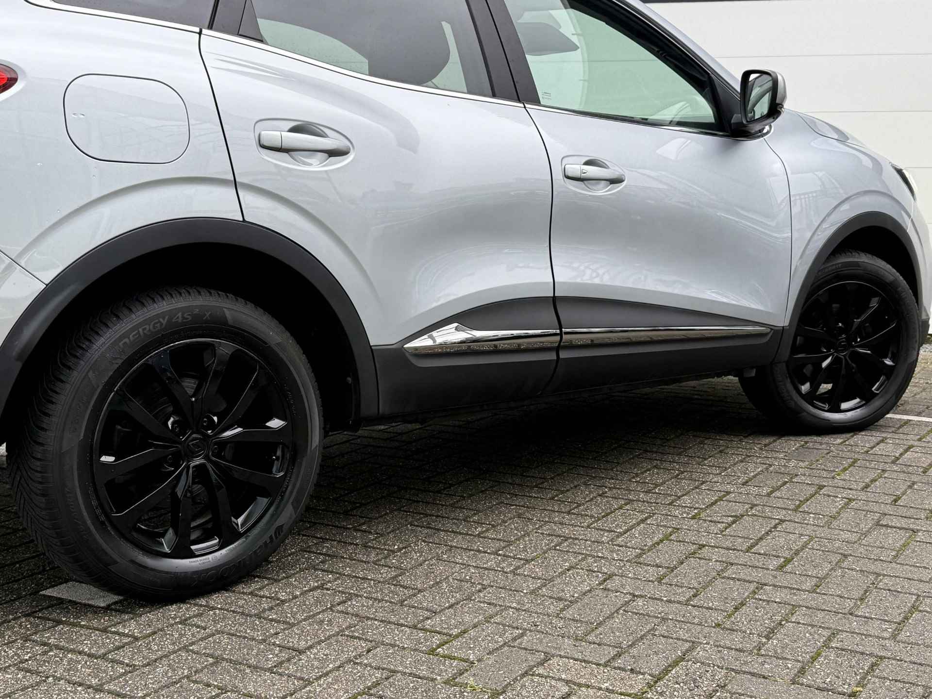 Renault Kadjar 1.3 TCe 140 Intens Black Edition | Stoelverwarming | Camera | Dealer Onderhouden! - 12/32