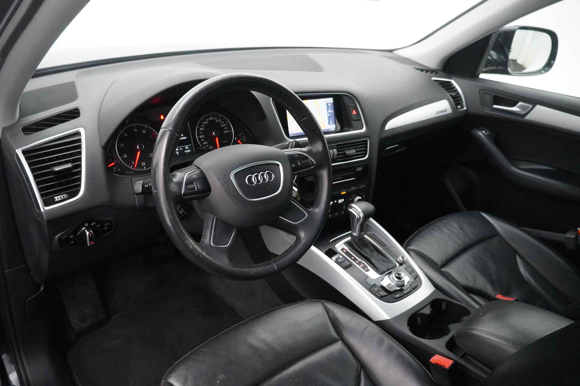Audi Q5 BWJ 2015 2.0 225 PK TFSI quattro Pro Line Plus AUTOMAAT / AFN. TREKHAAK / CAMERA / LEDER / XENON / STOELVERW. / SCHUIFKANTEL DAK / WINTERSET / NAVI / CLIMA / CRUISE - 4/33